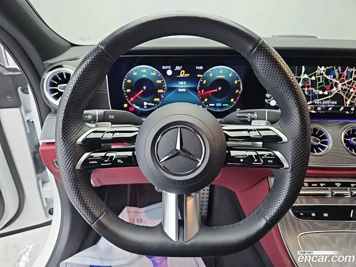 CLS-Class Mercedes-Benz 2023.4-INNER-009