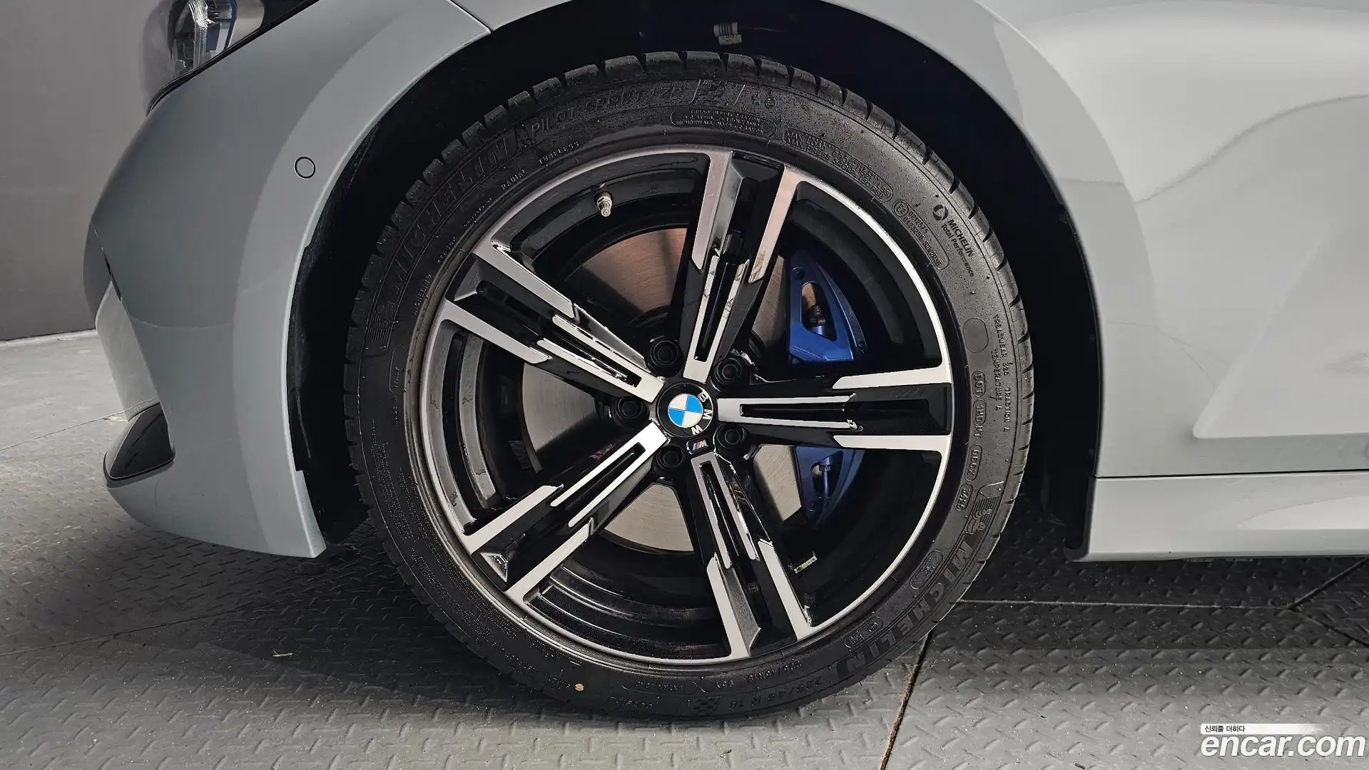 3-Series BMW 2026.1-OUTER-005