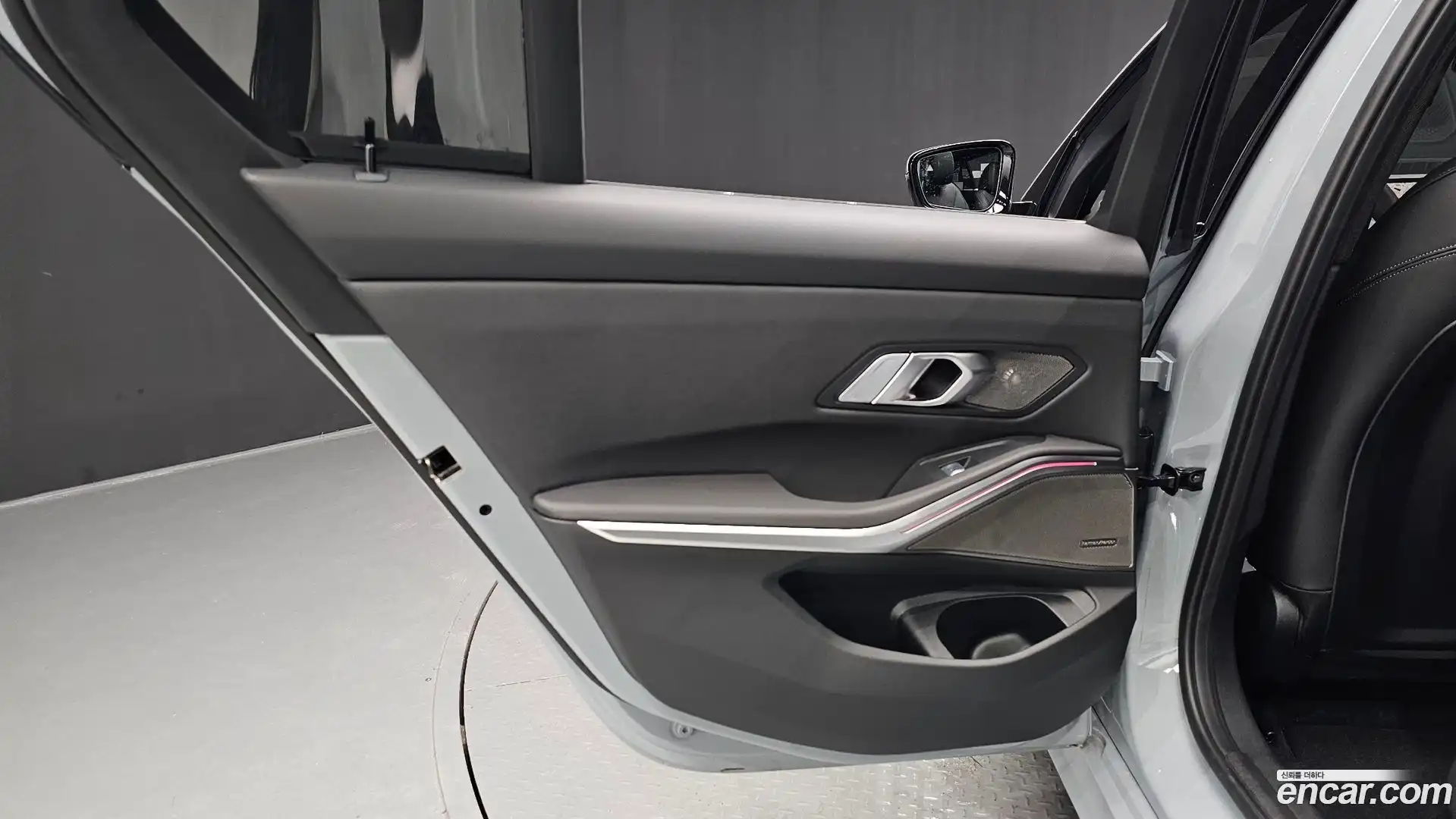 3-Series BMW 2026.1-INNER-035