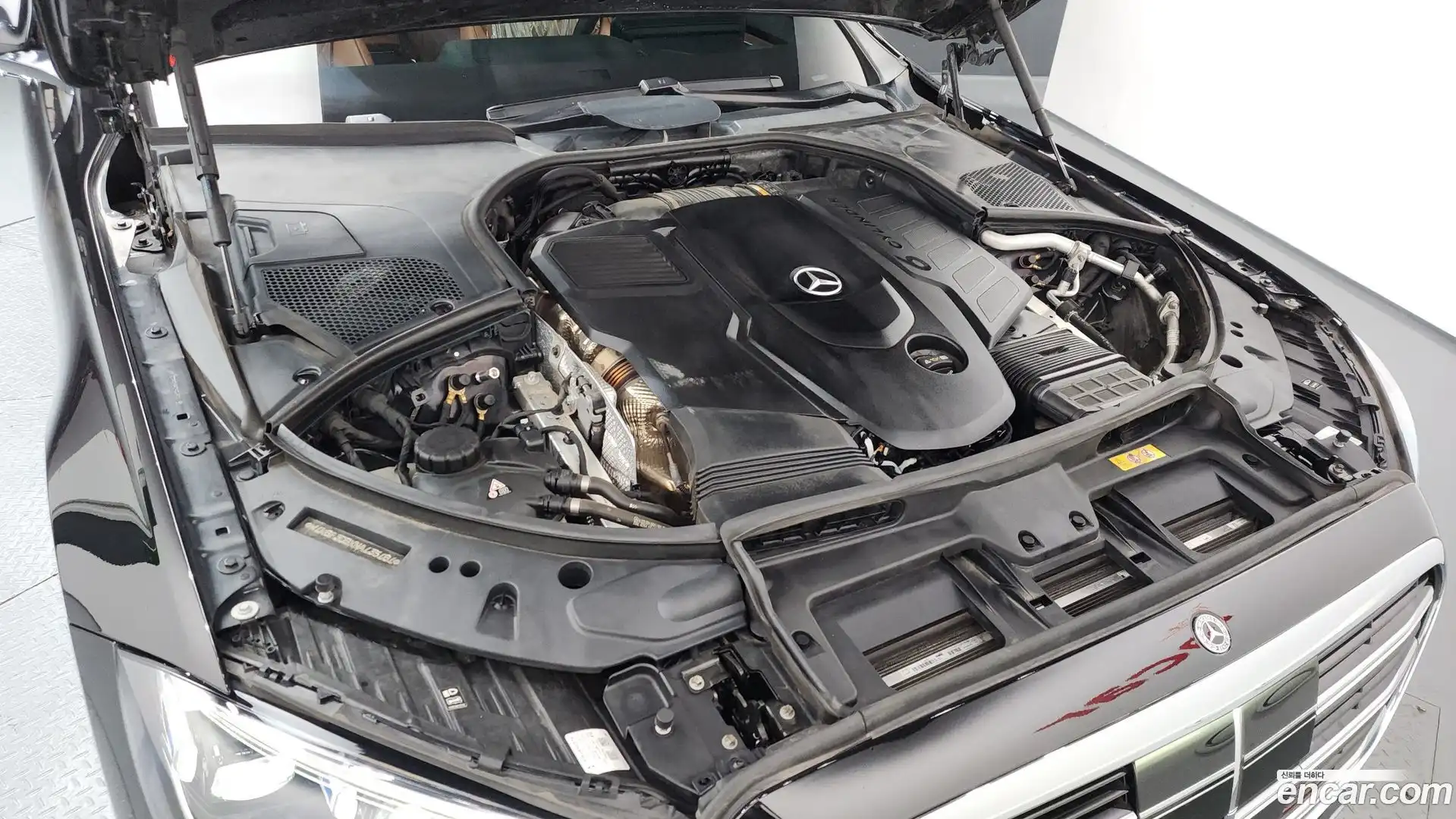S-Class Mercedes-Benz 2022.4-OUTER-006