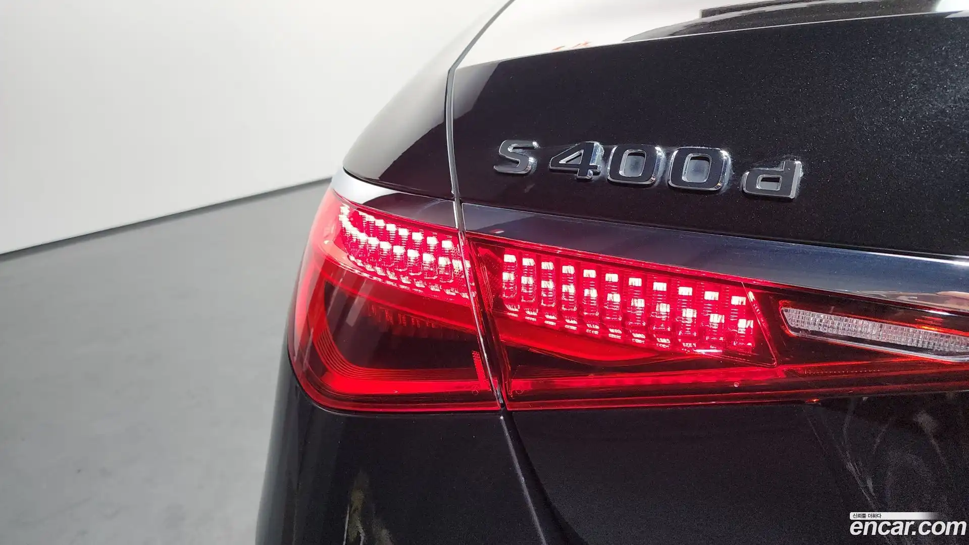 S-Class Mercedes-Benz 2022.4-OUTER-033