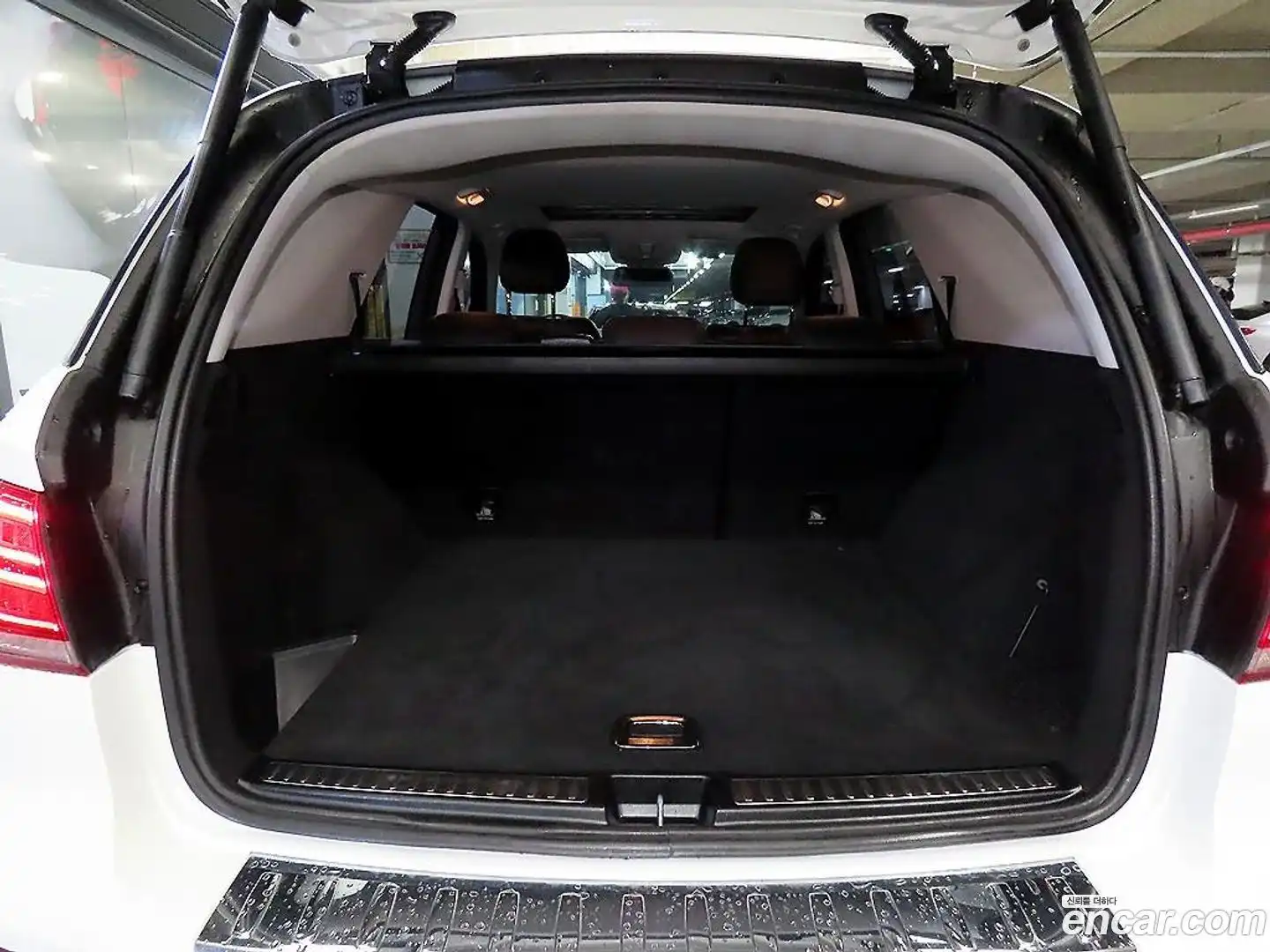 GLE-Class Mercedes-Benz 2016.9-OPTION-021