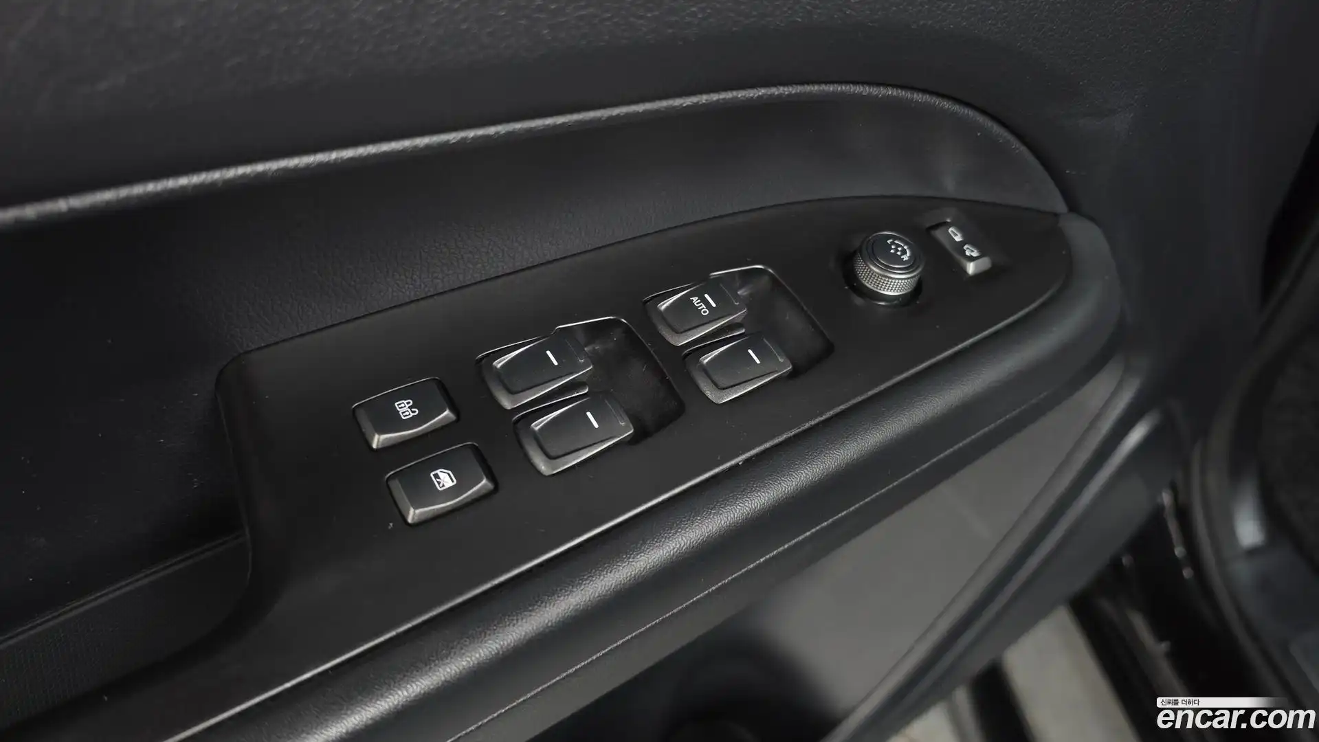 Rexton KG Mobility 2021.0-OPTION-042