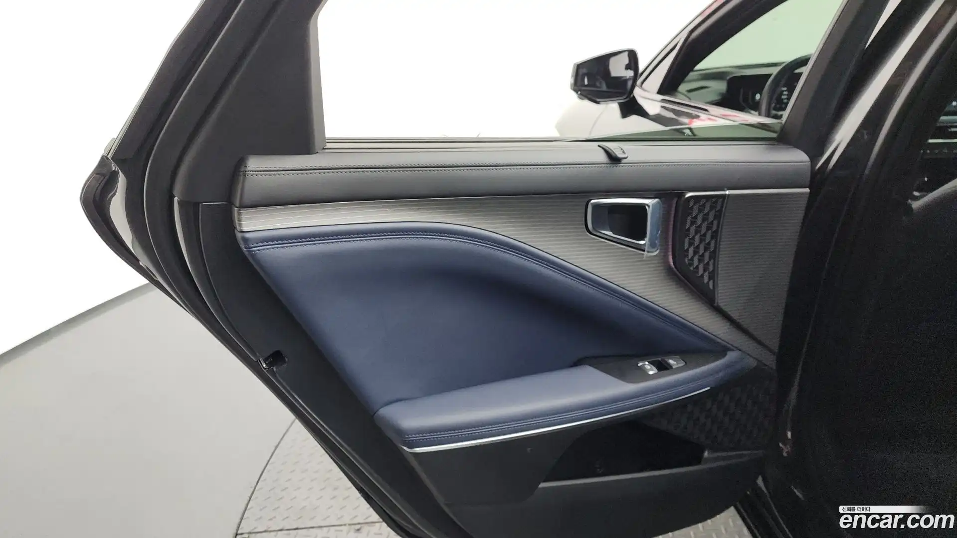 K8 Kia 2025.2-INNER-035