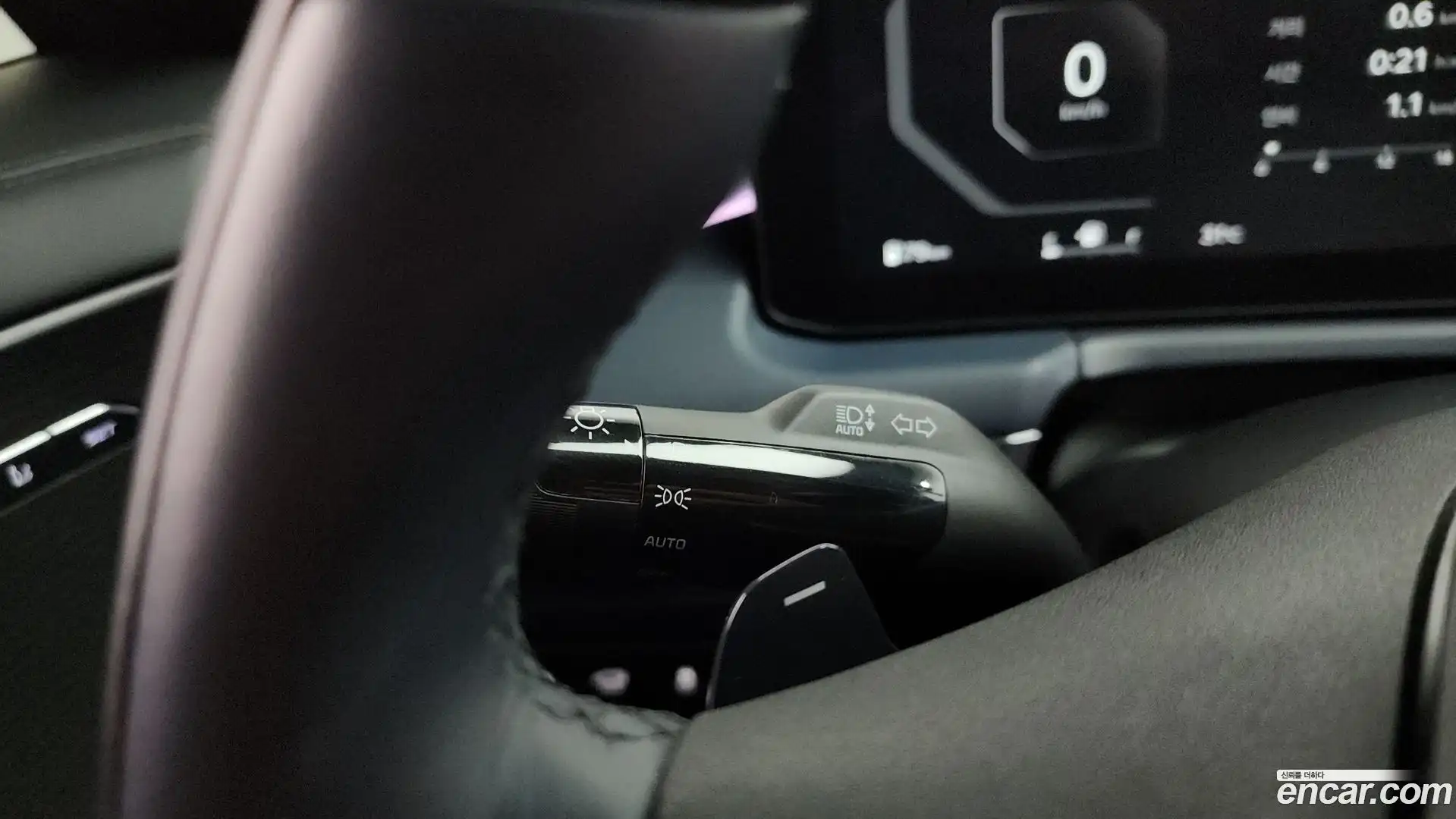 K8 Kia 2025.2-OPTION-048