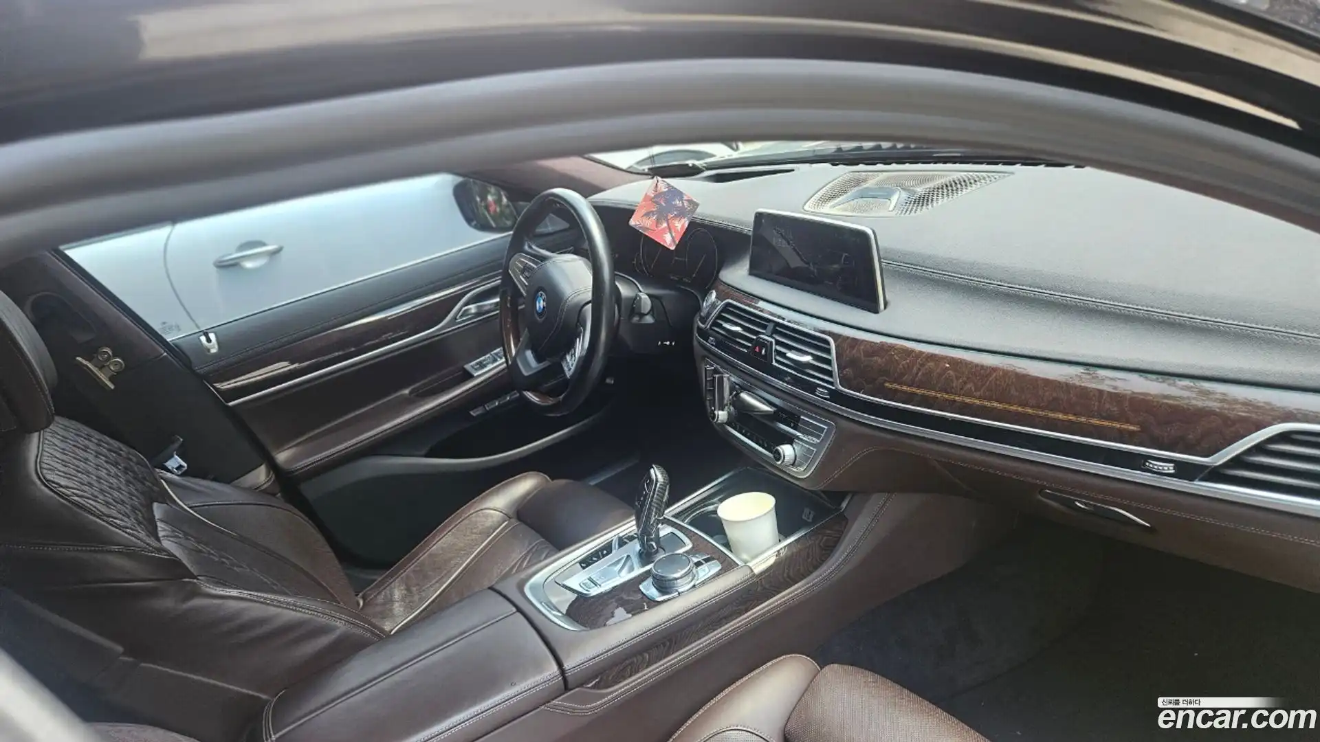 7-Series BMW 2017.10-INNER-007