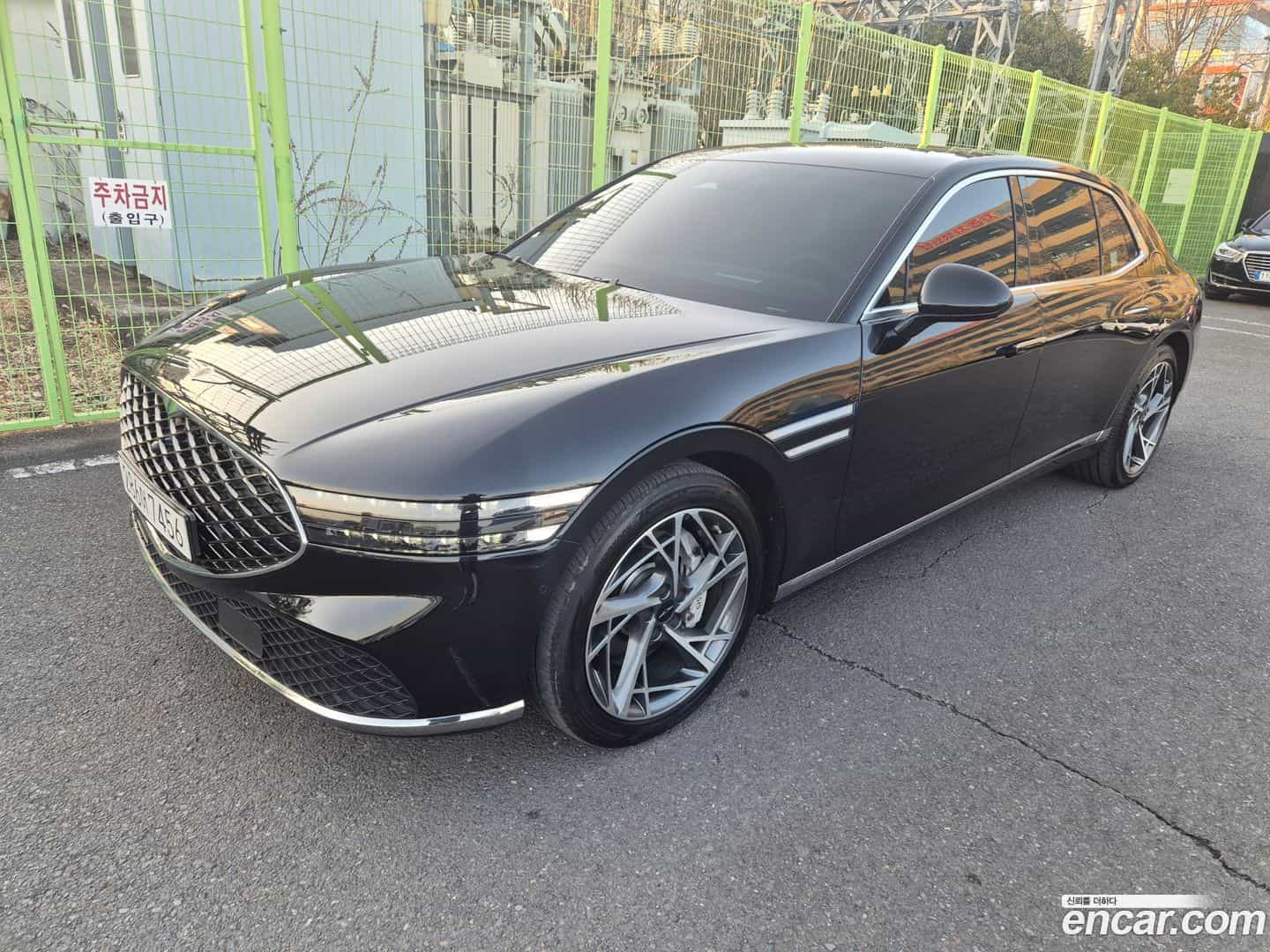 G90 Genesis 2022.4-OUTER-001