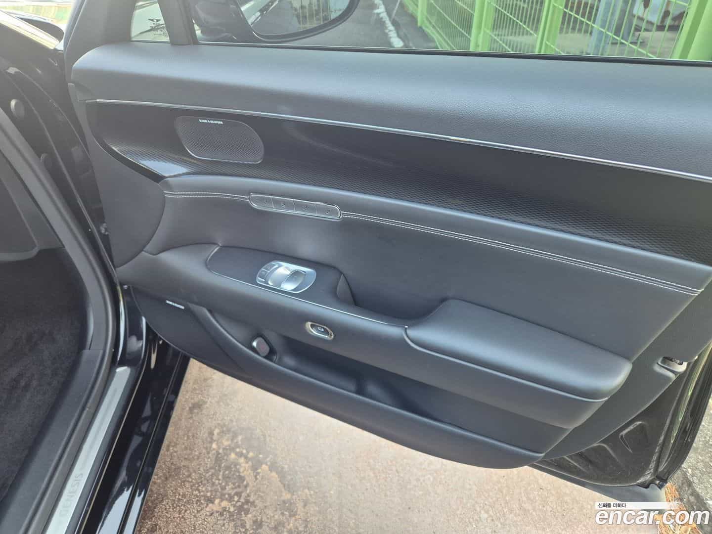 G90 Genesis 2022.4-INNER-009