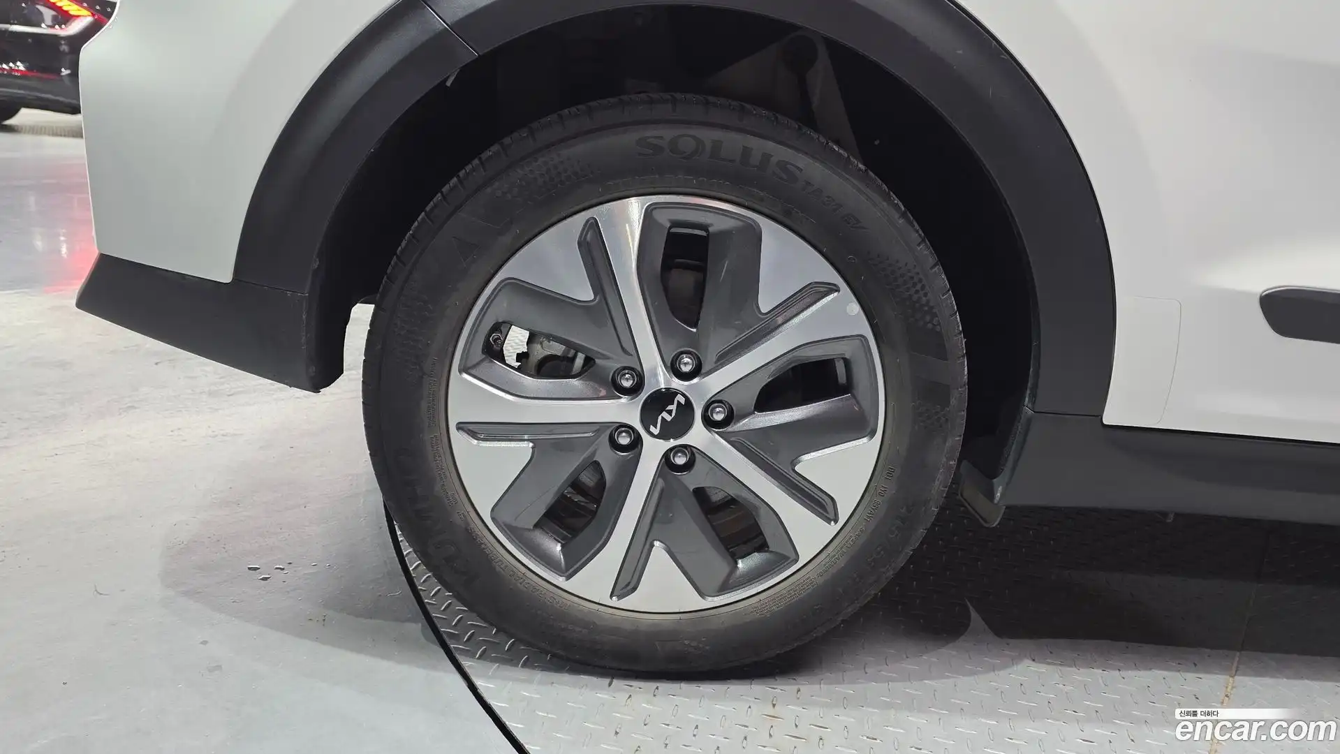 Niro Kia 2023.3-OUTER-031