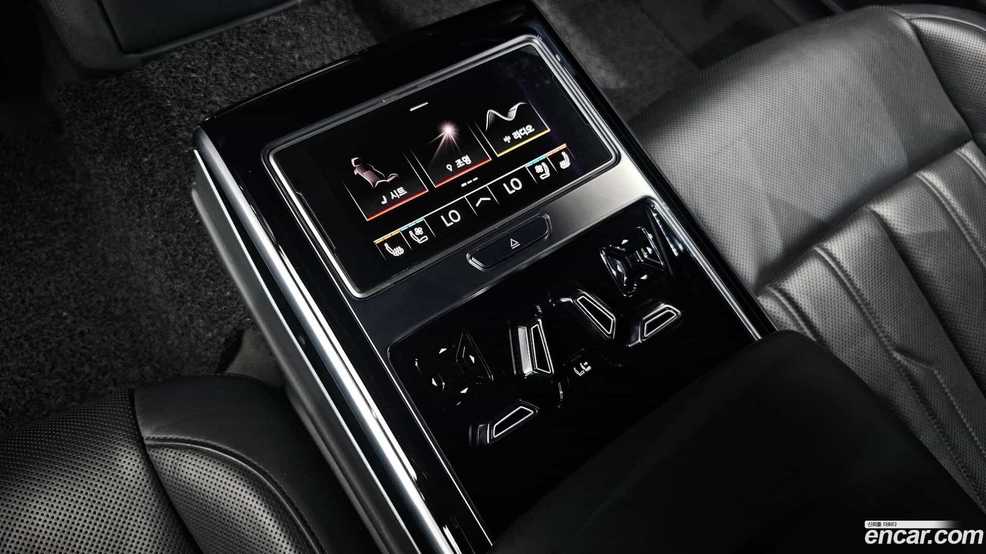 A8 Audi 2021.8-OPTION-021