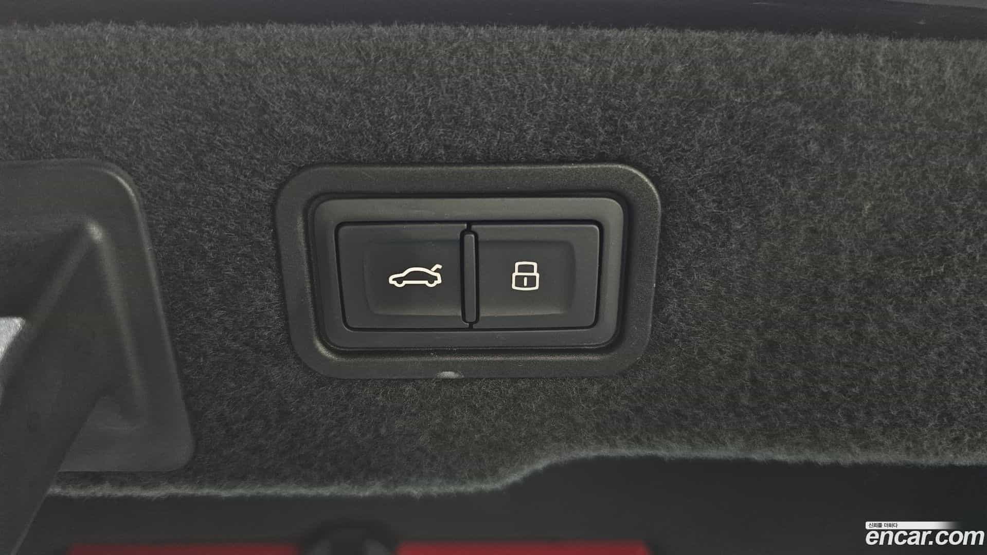 A8 Audi 2021.8-OPTION-024