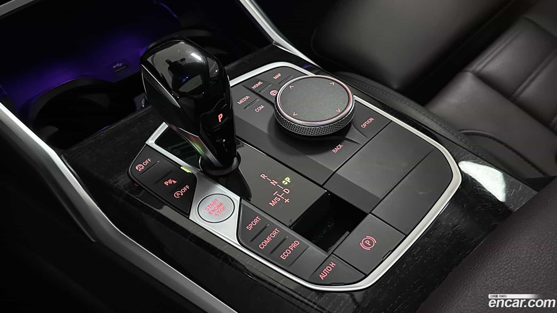 3-Series BMW 2022.6-INNER-009