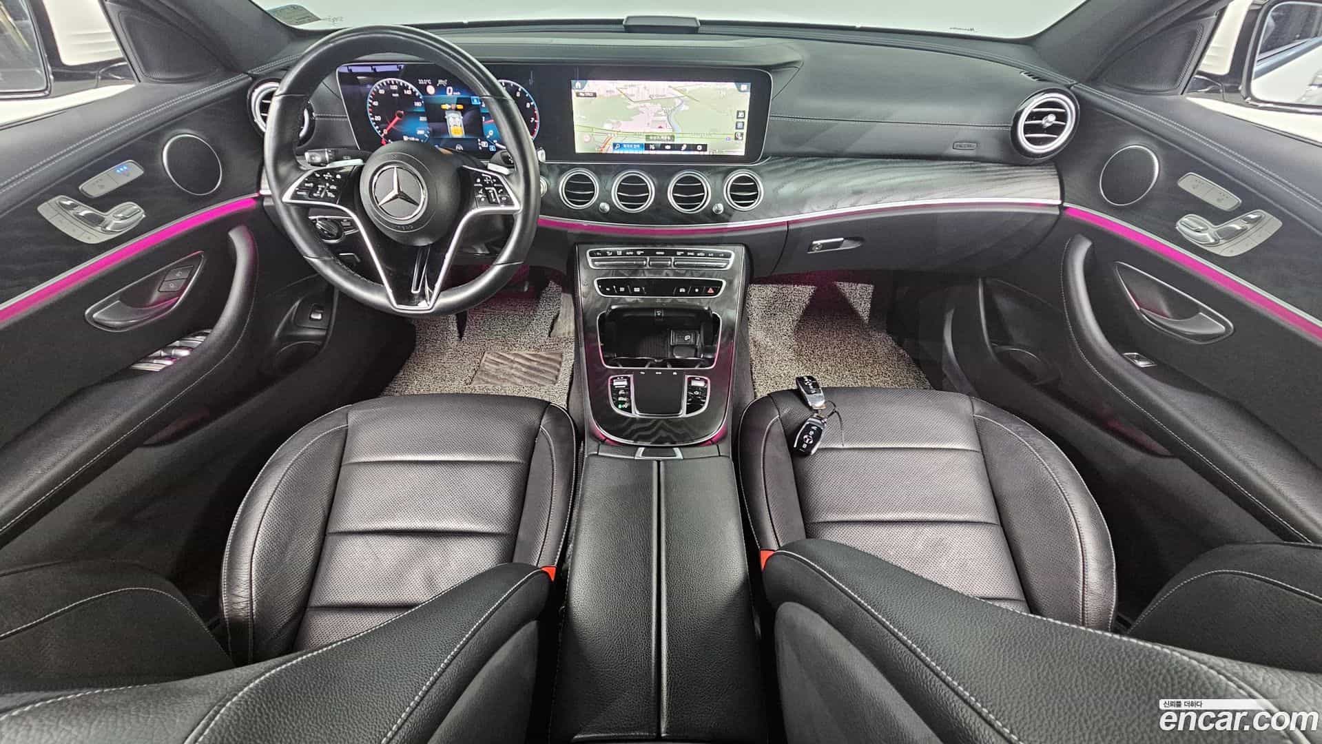 E-Class Mercedes-Benz 2022.9-INNER-007