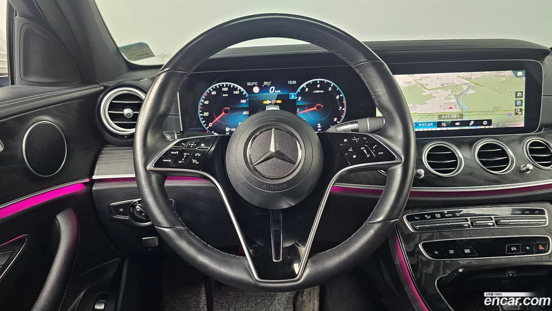 E-Class Mercedes-Benz 2022.9-OPTION-017