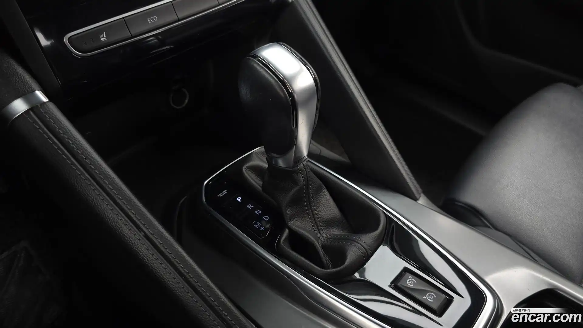 QM6 Renault Korea 2018.9-INNER-009