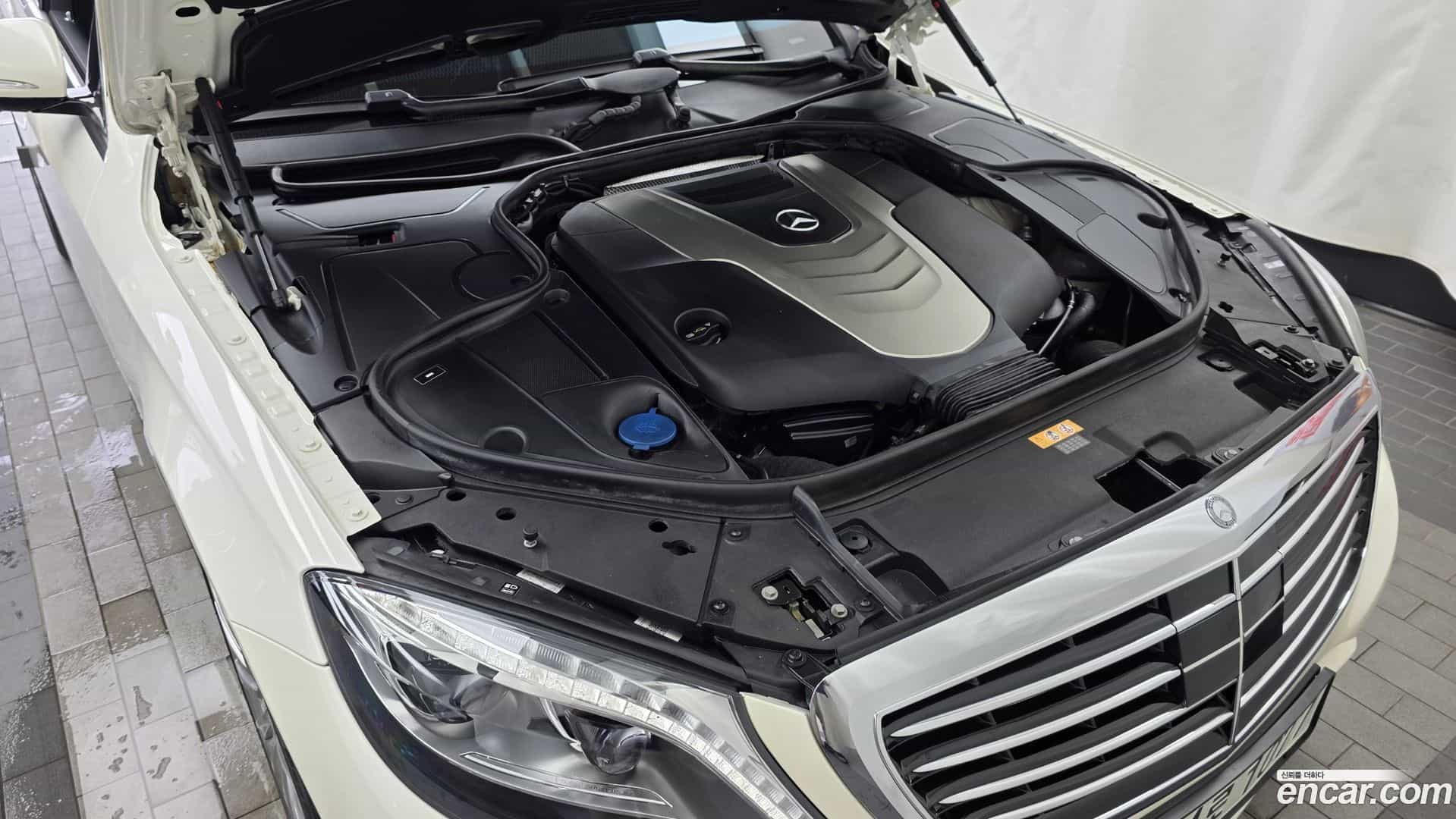 S-Class Mercedes-Benz 2017.0-OUTER-006