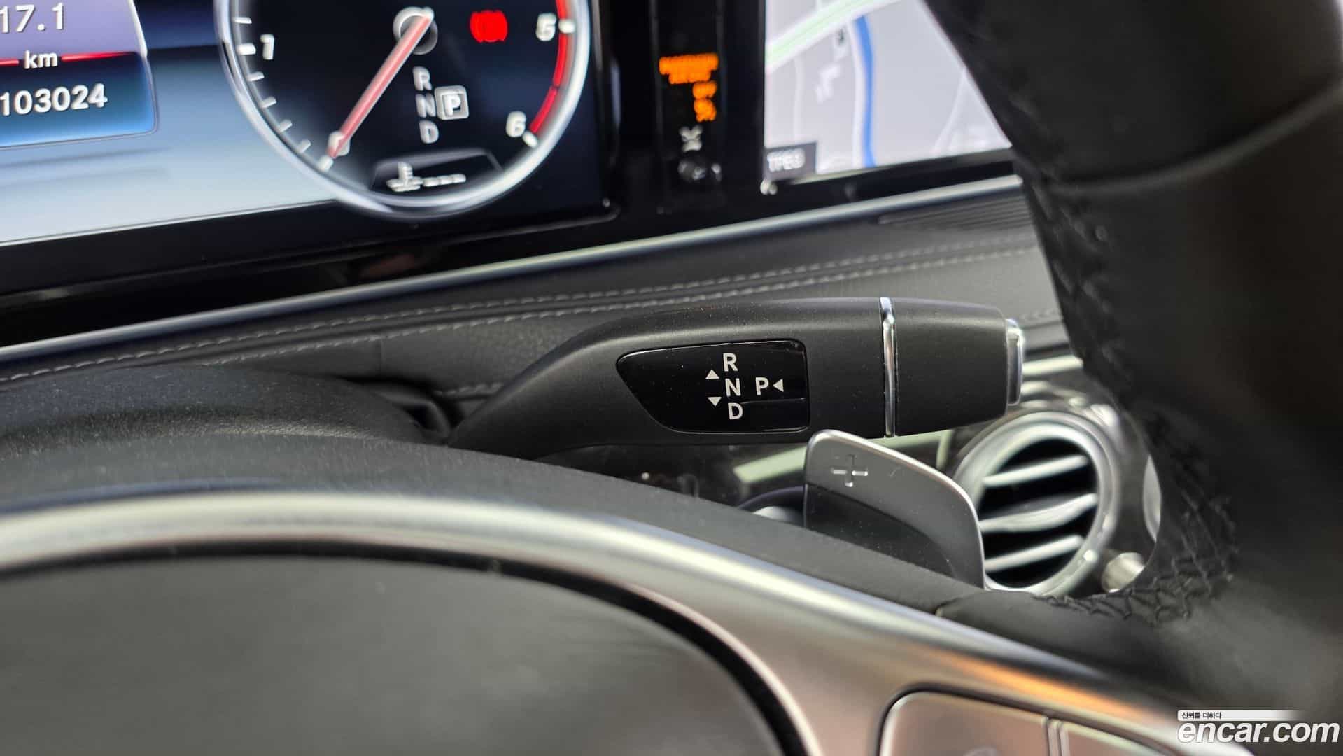 S-Class Mercedes-Benz 2017.0-INNER-009