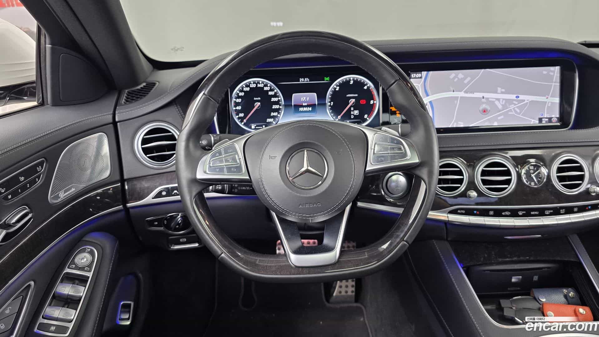 S-Class Mercedes-Benz 2017.0-OPTION-017