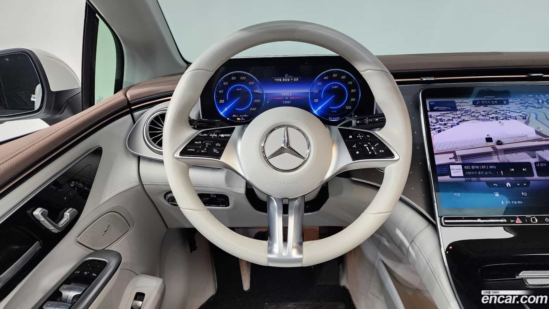 EQE Mercedes-Benz 2023.10-OPTION-016