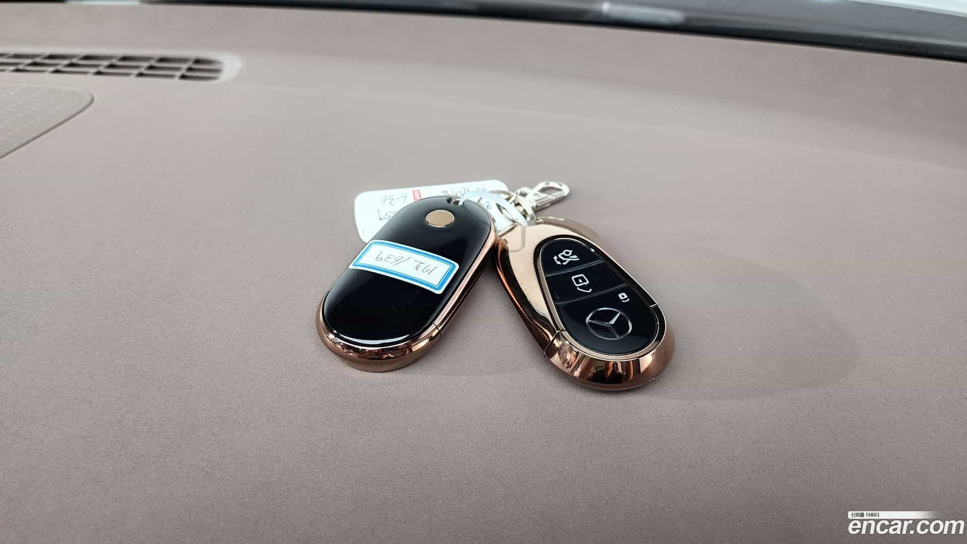 EQE Mercedes-Benz 2023.10-OPTION-041