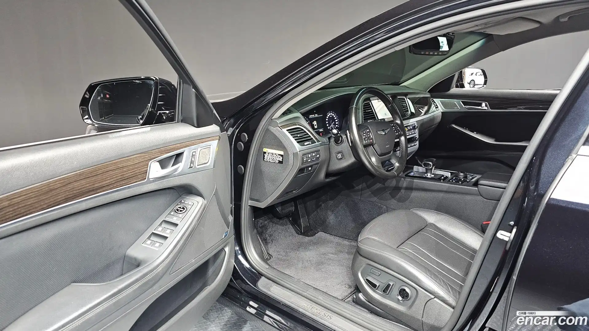 G80 Genesis 2019.8-INNER-010