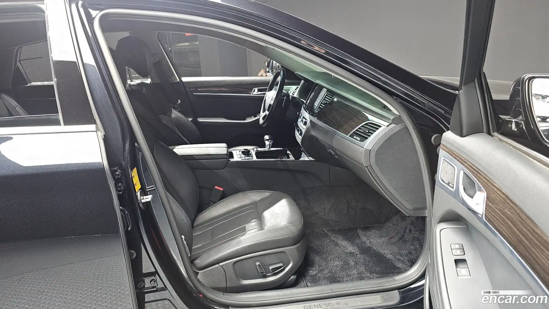G80 Genesis 2019.8-INNER-036