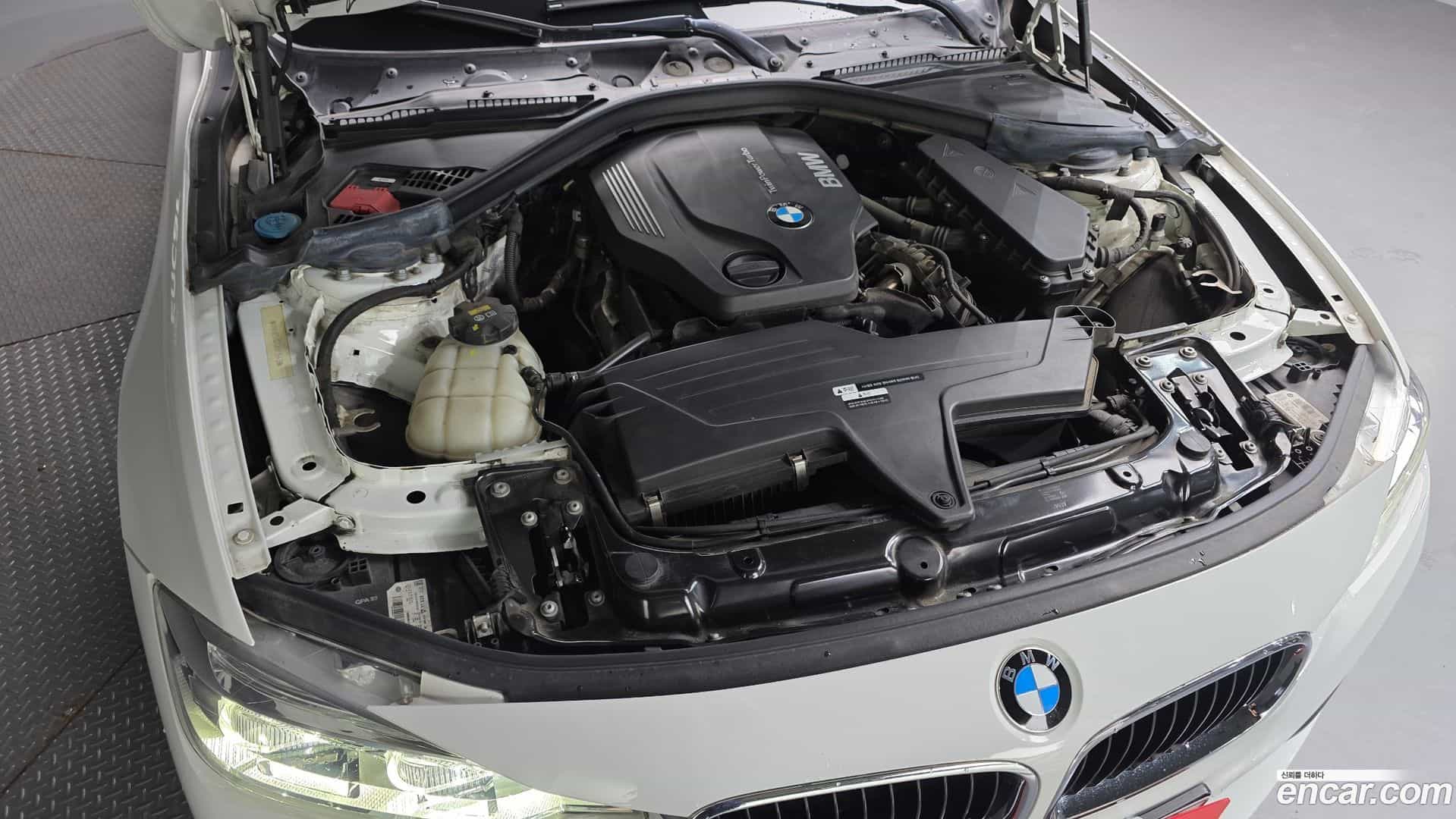 3-Series BMW 2017.9-OUTER-006