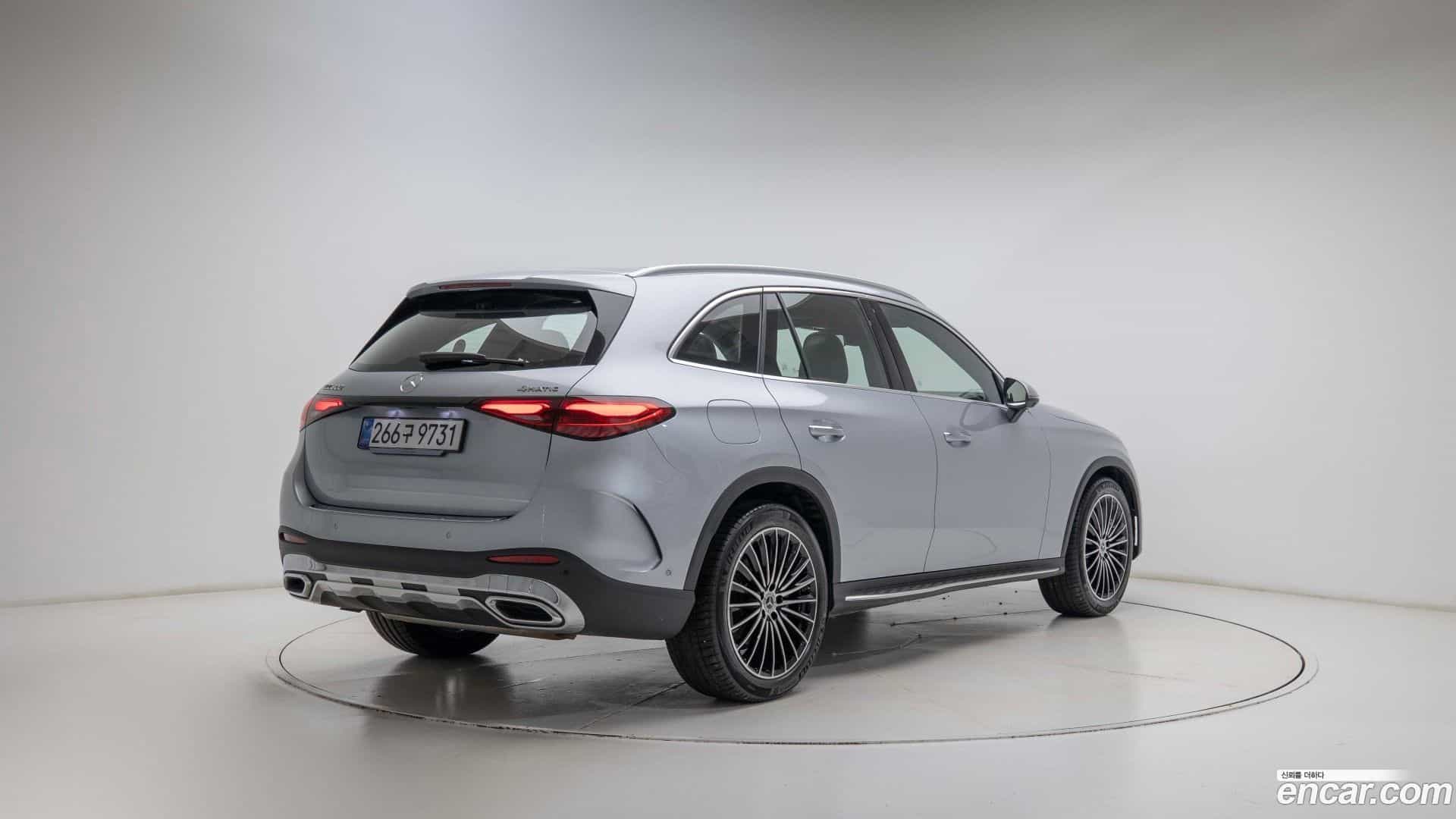 GLC-Class Mercedes-Benz 2025.8-OUTER-002
