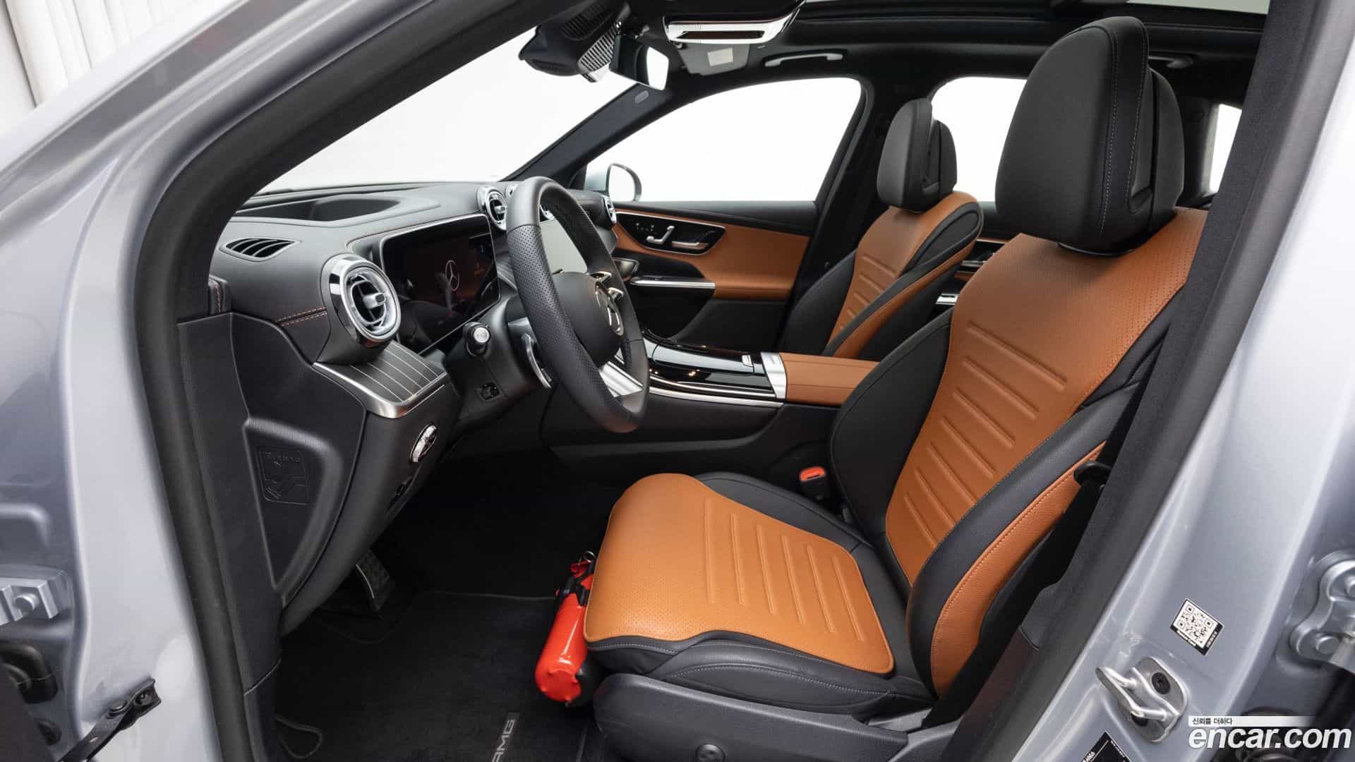 GLC-Class Mercedes-Benz 2025.8-OPTION-018
