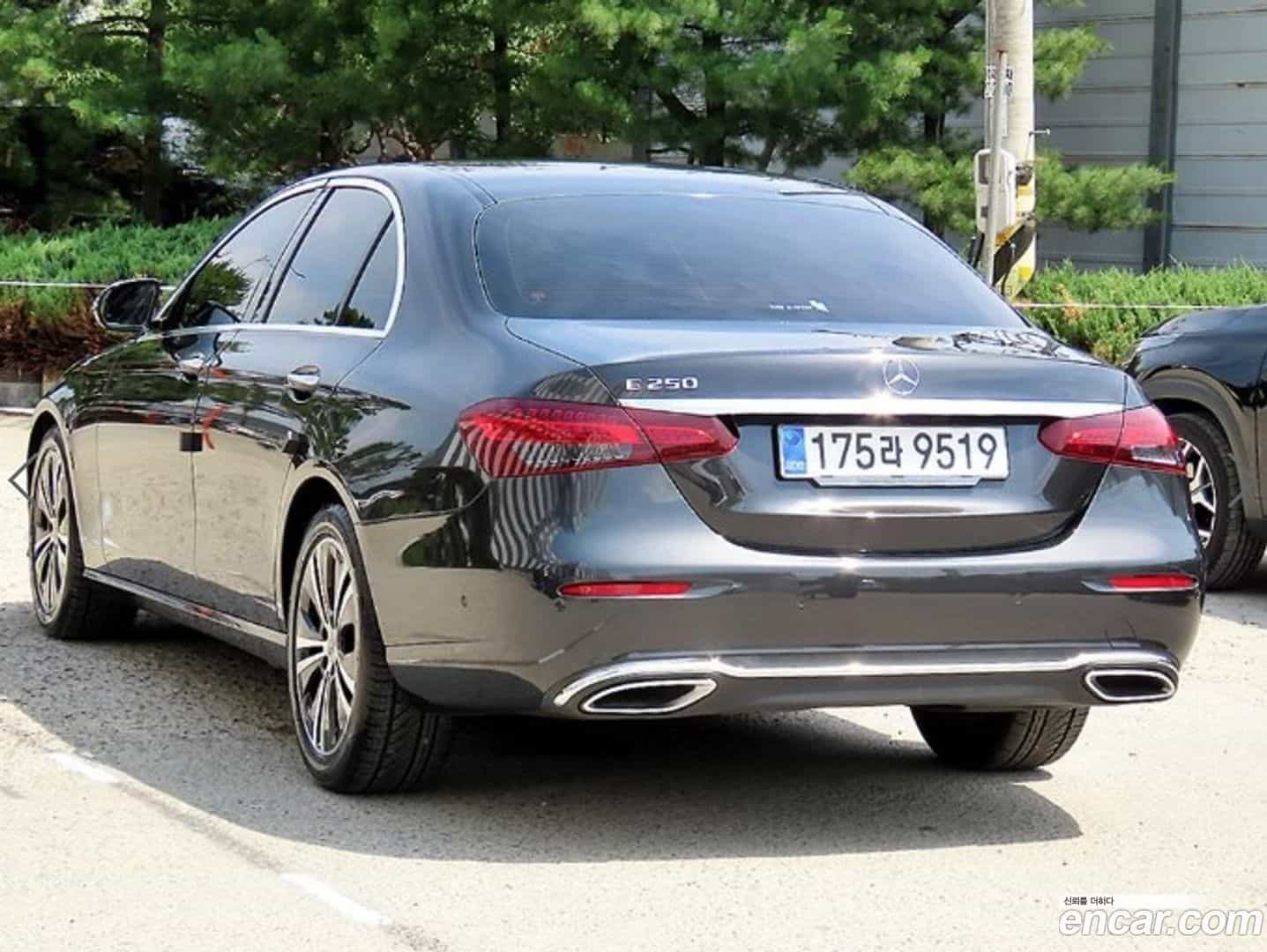E-Class Mercedes-Benz 2020.11-OUTER-003