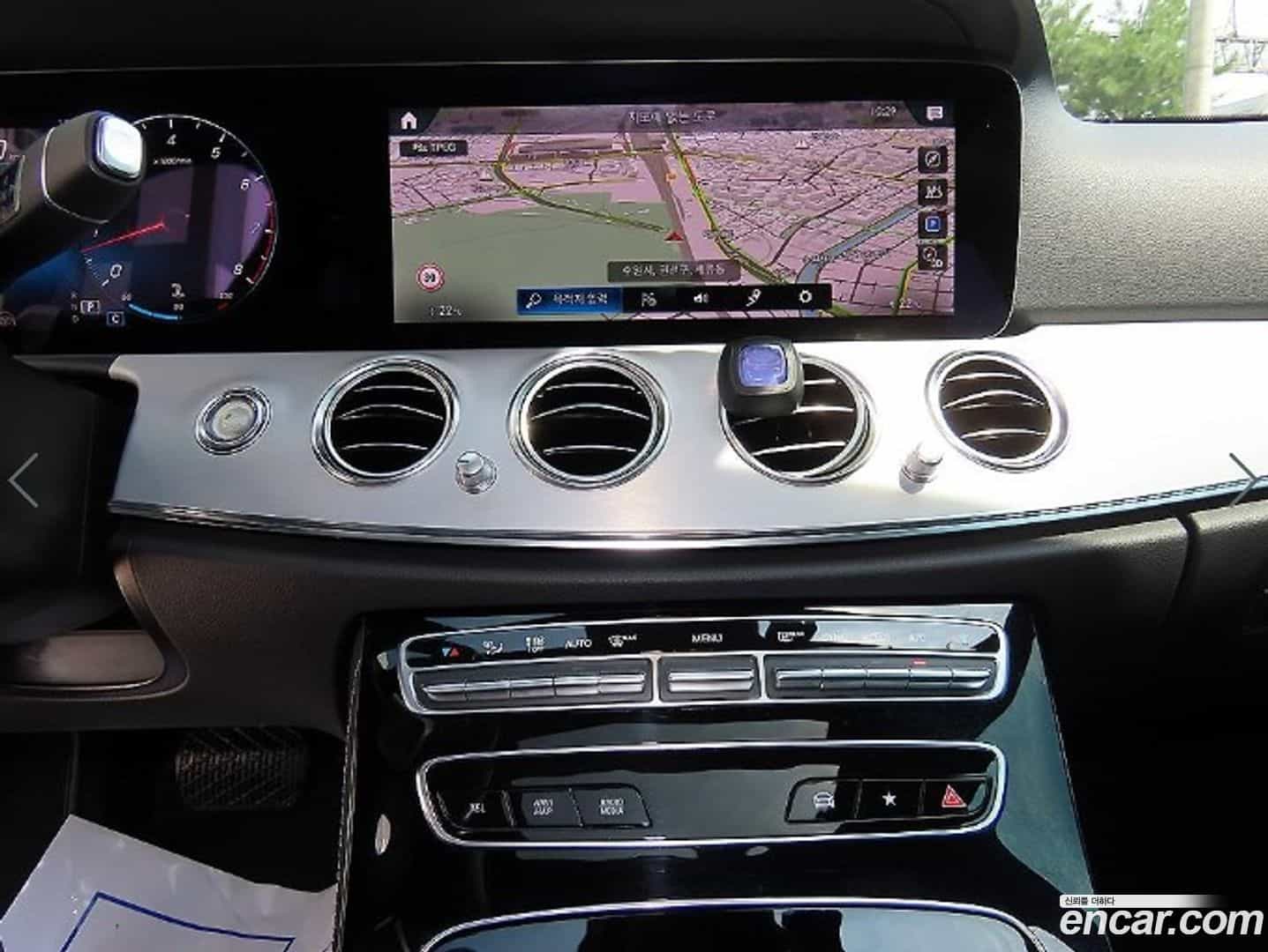 E-Class Mercedes-Benz 2020.11-OPTION-018