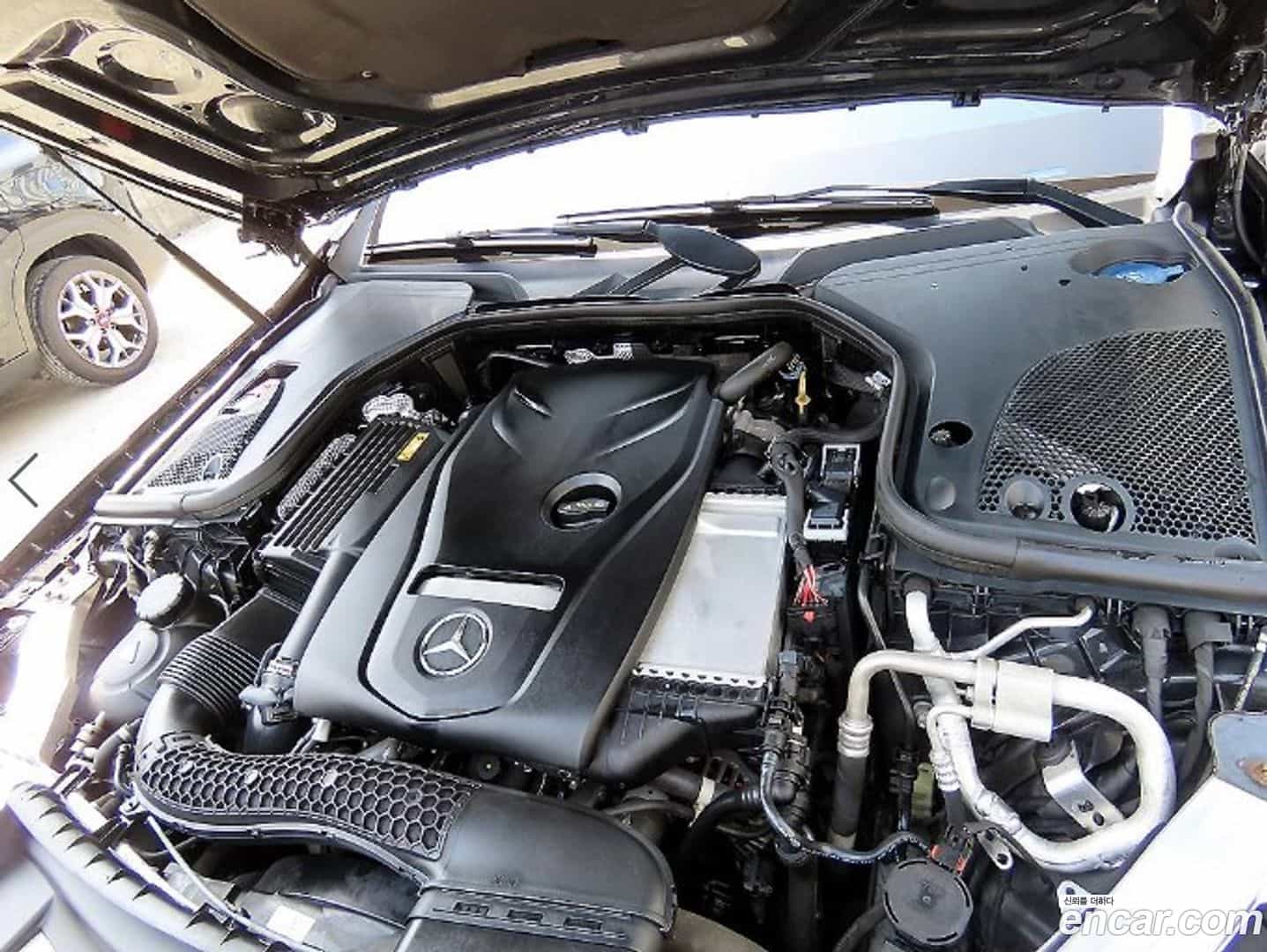 E-Class Mercedes-Benz 2020.11-OPTION-023