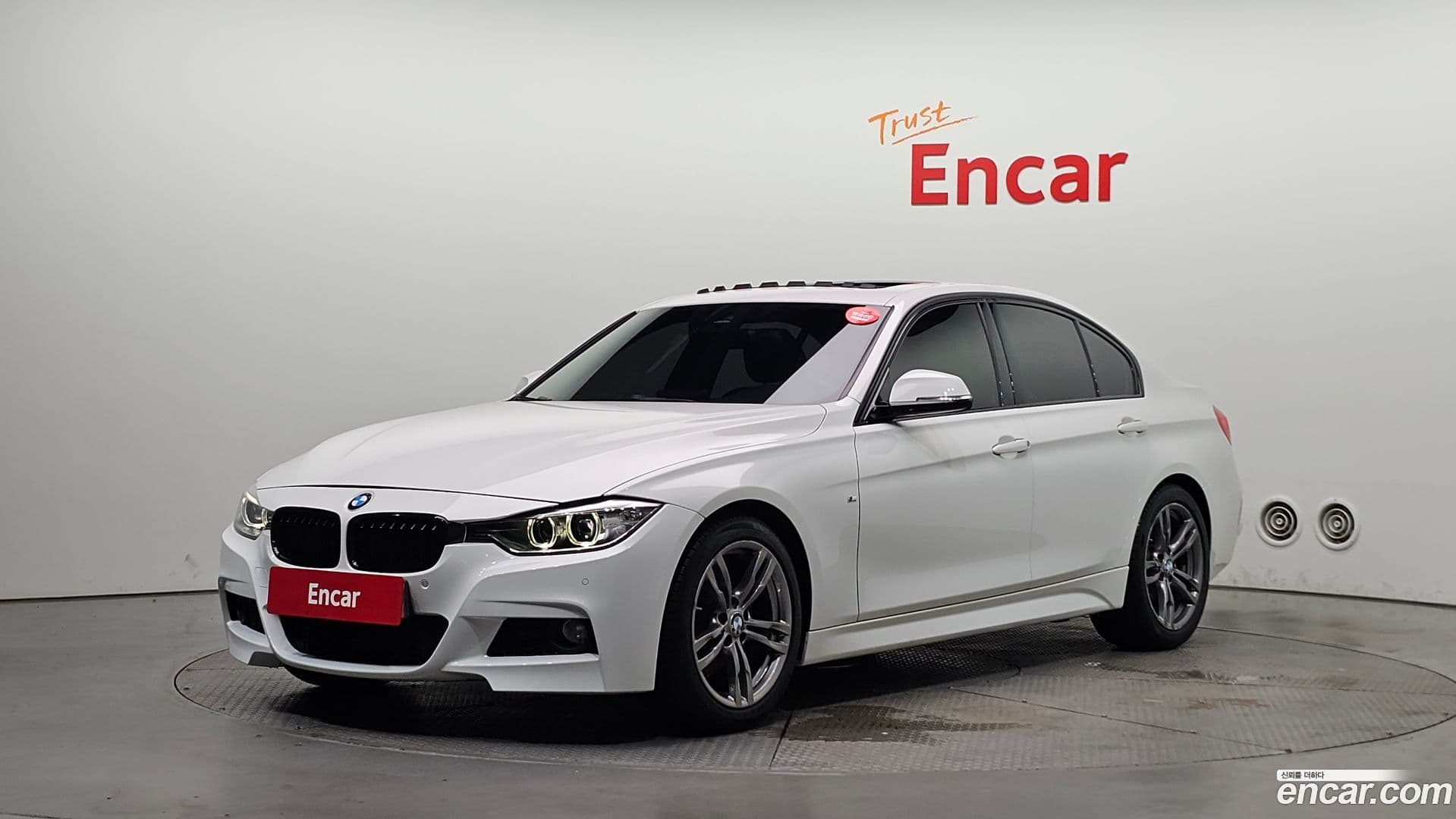 Main__Slider__Photo:3-Series BMW 2015.7-0