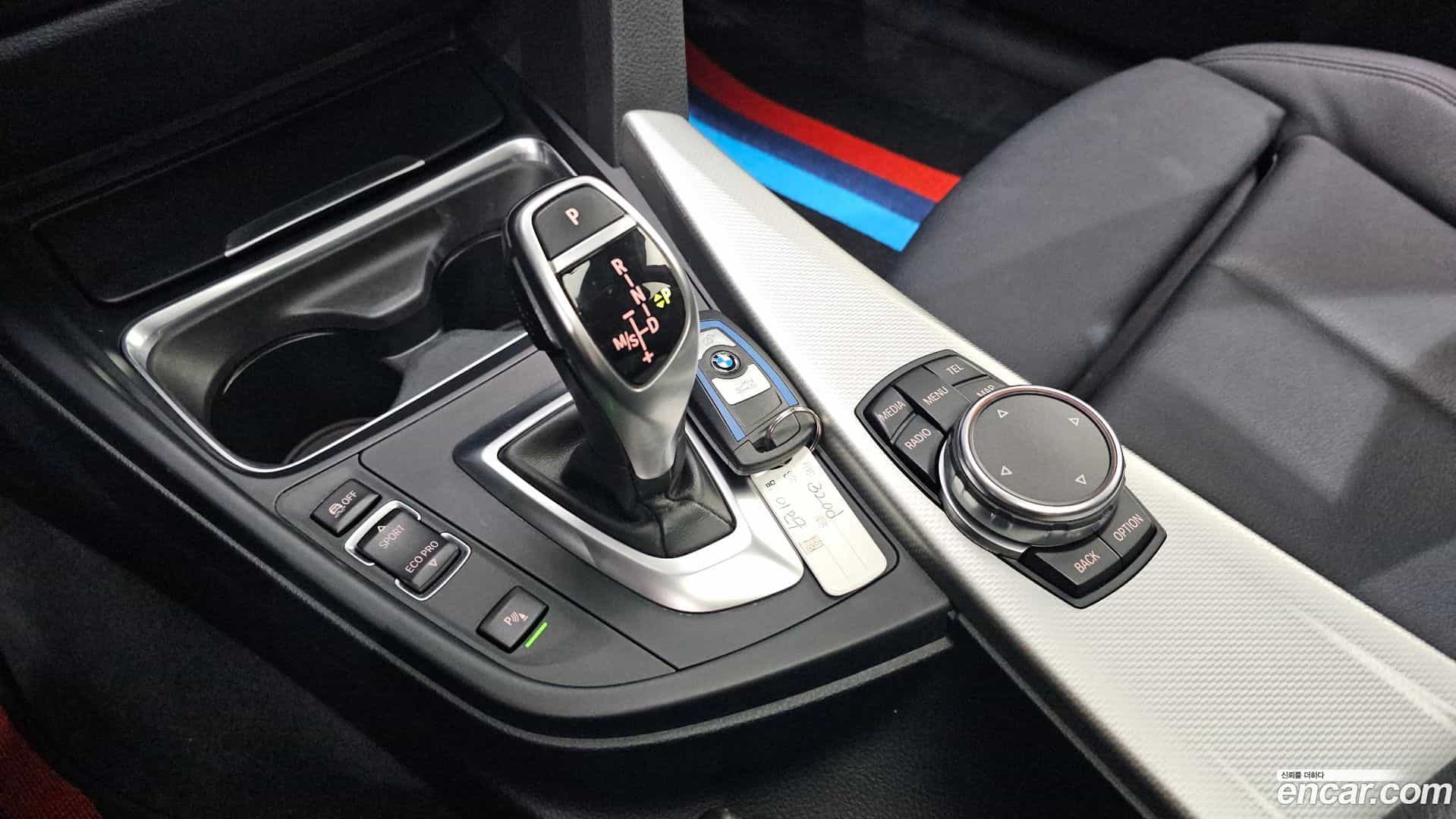 3-Series BMW 2015.7-INNER-009