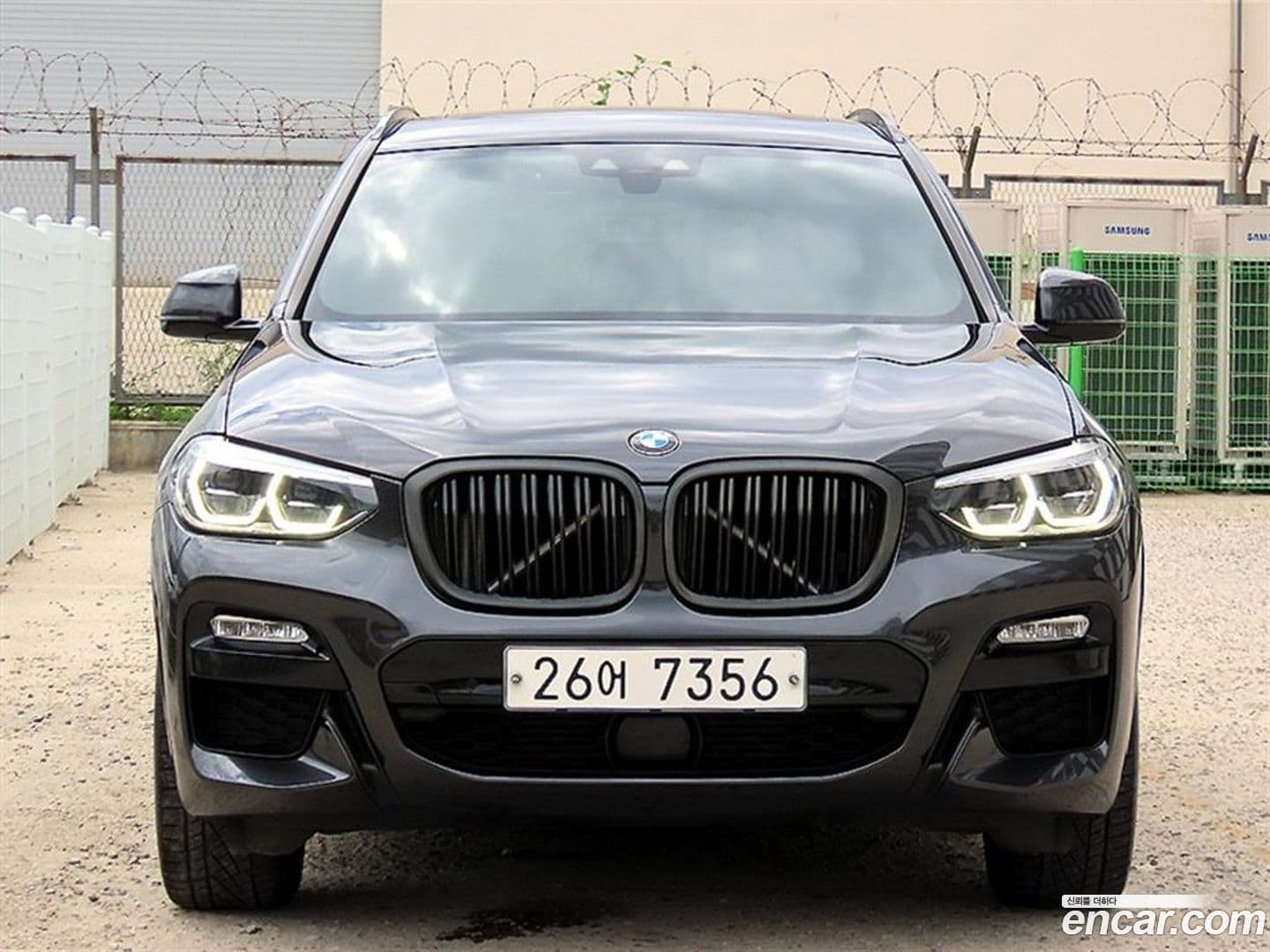 Main__Slider__Photo:X3 BMW 2019.0-0