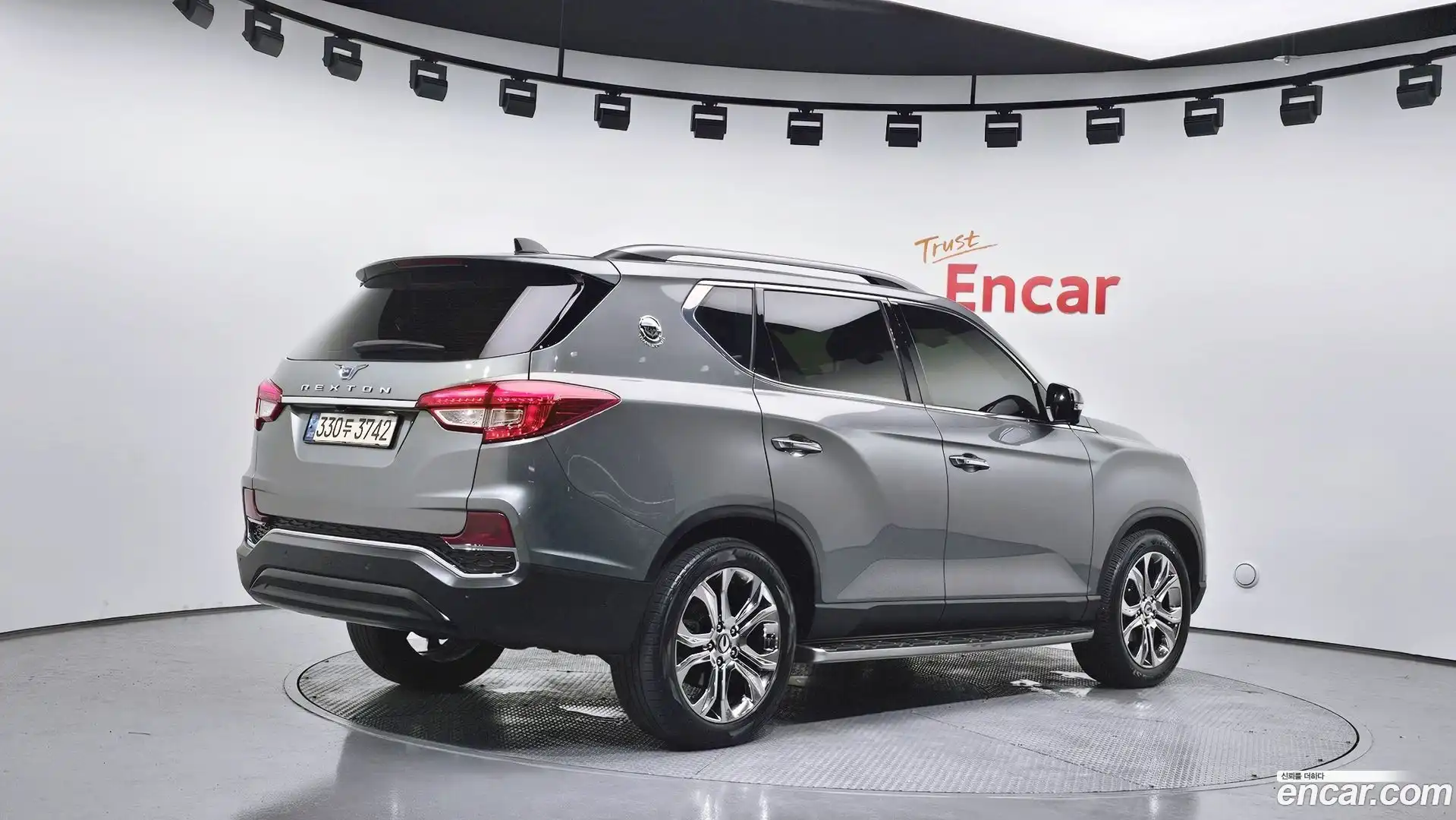 Rexton KG Mobility 2018.2-OUTER-002