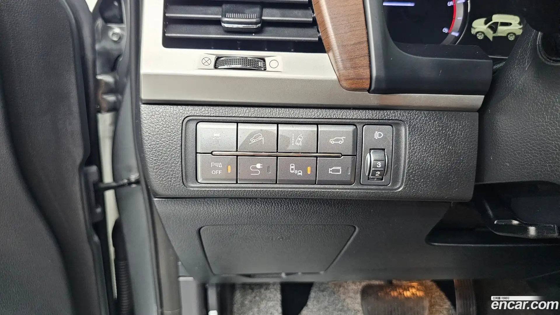 Rexton KG Mobility 2018.2-OPTION-023