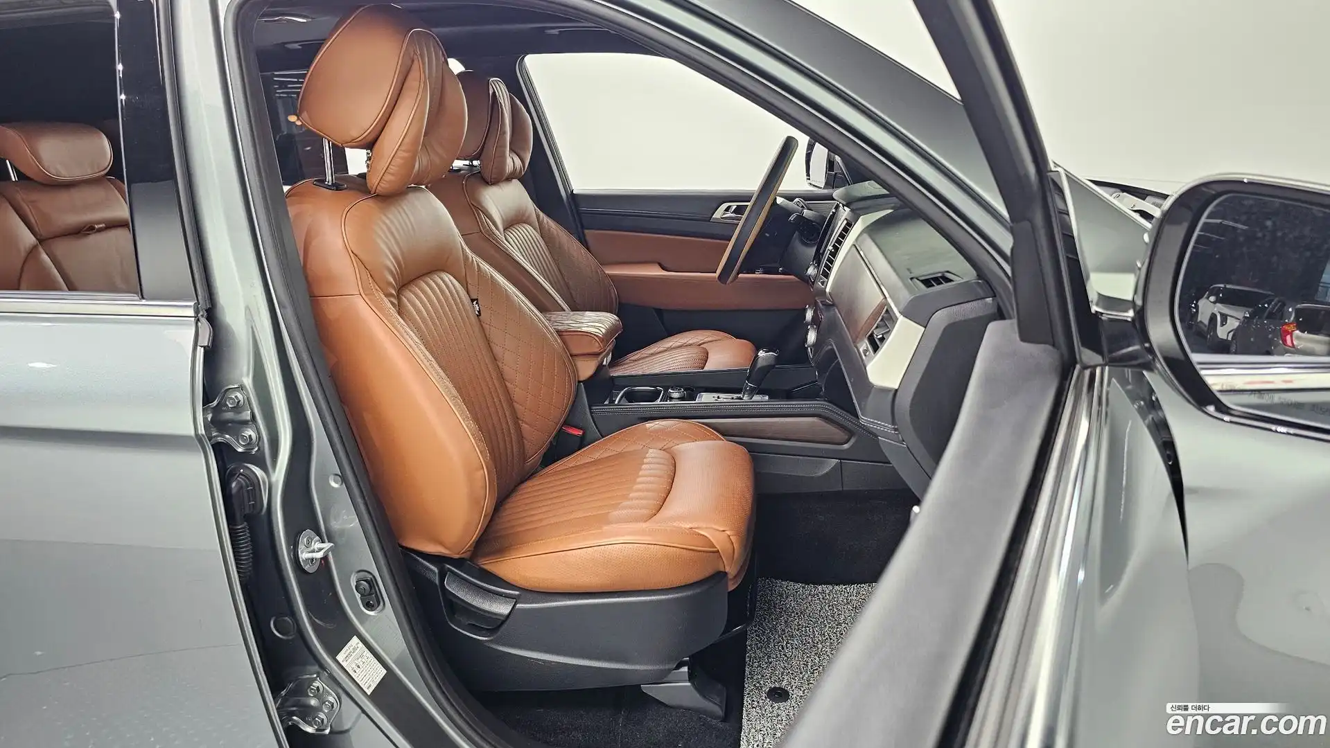 Rexton KG Mobility 2018.2-INNER-036
