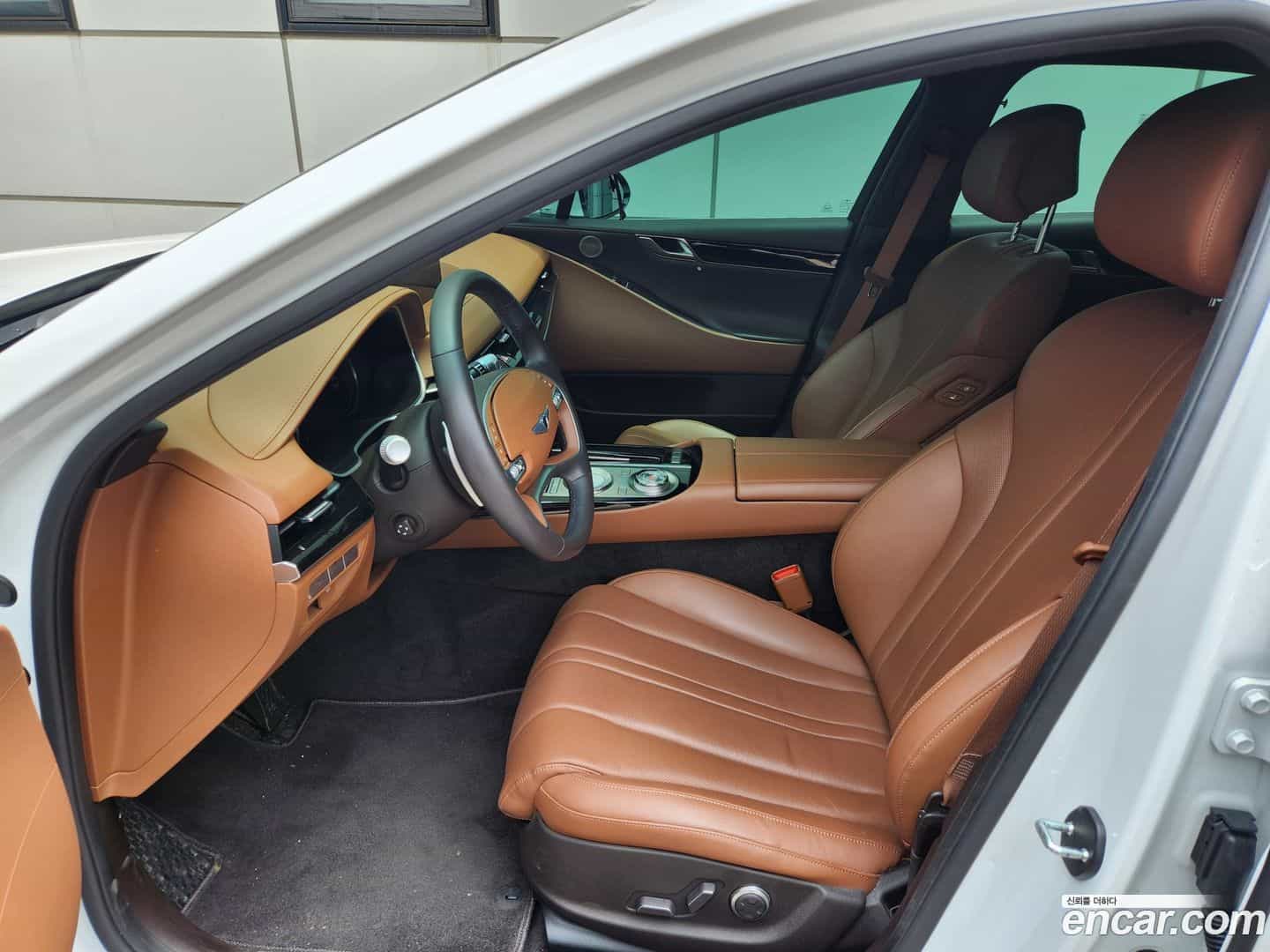 G80 Genesis 2022.2-INNER-007