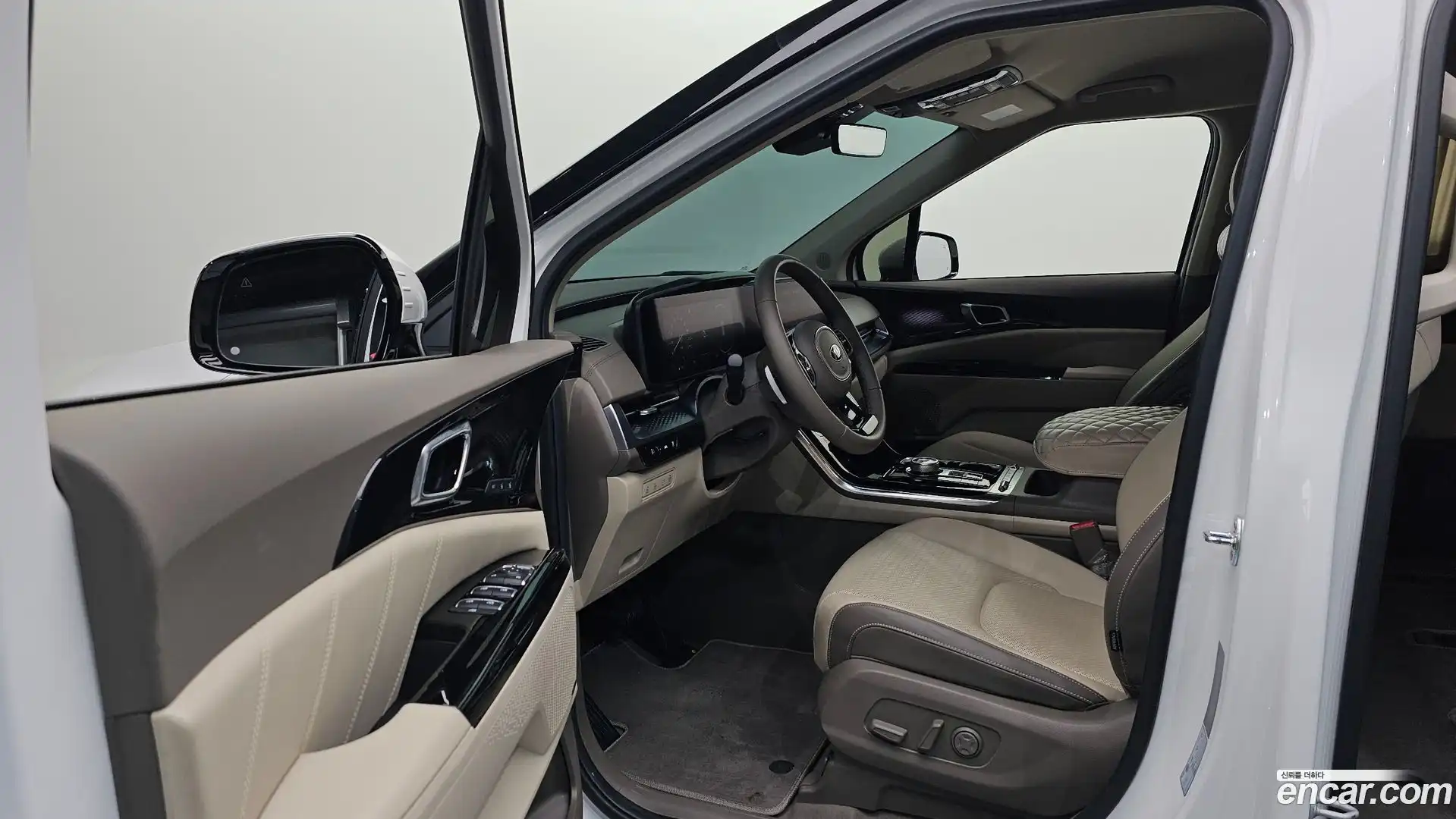 Canival Kia 2021.1-INNER-010