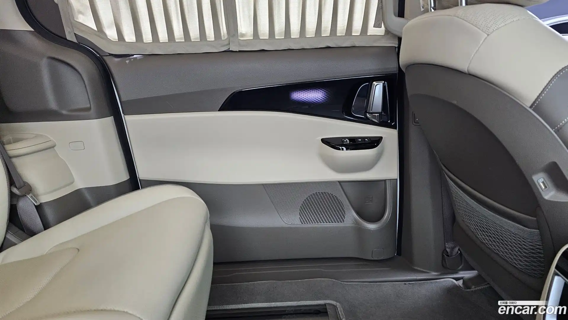 Canival Kia 2021.1-INNER-035
