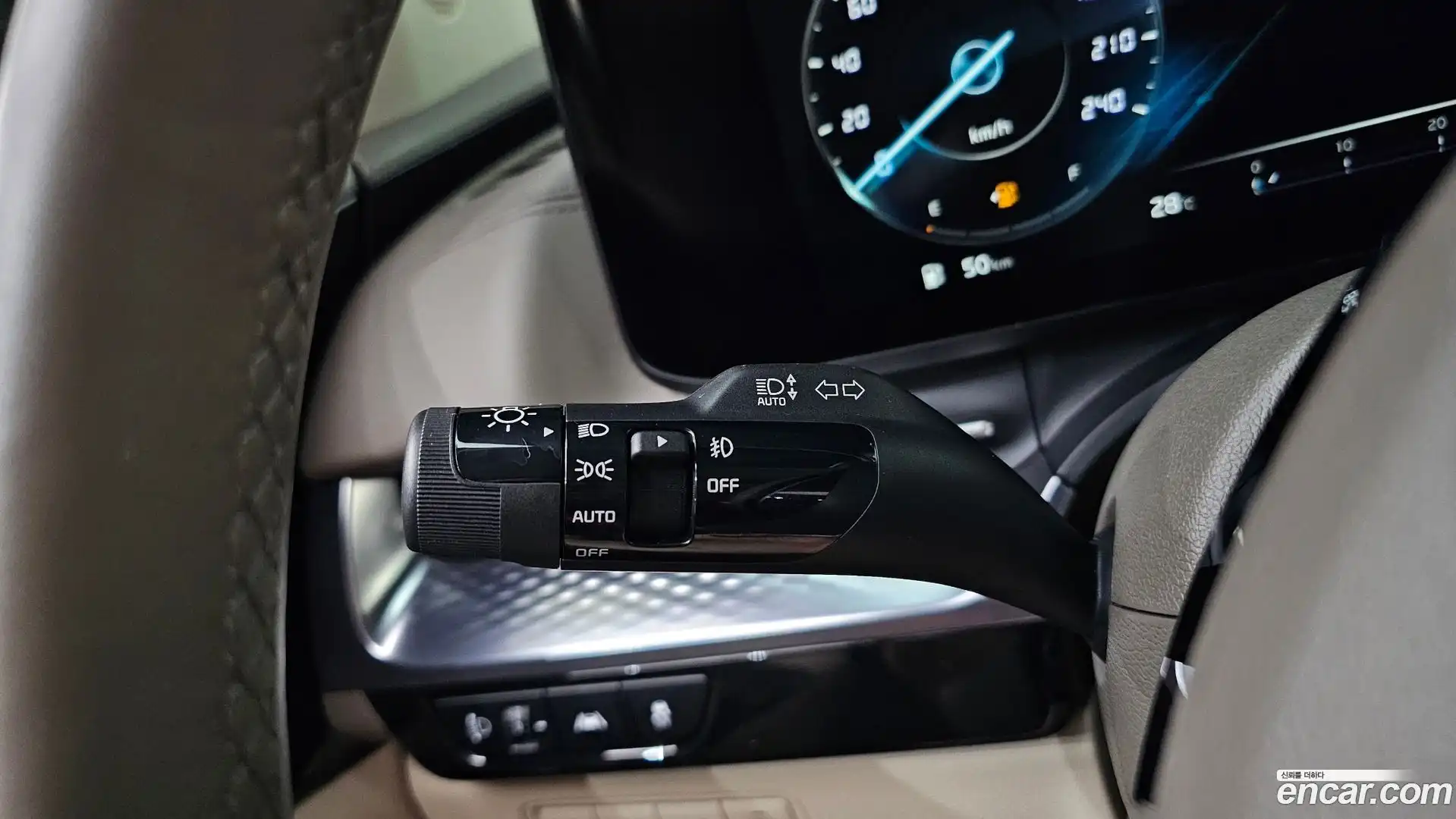 Canival Kia 2021.1-OPTION-043