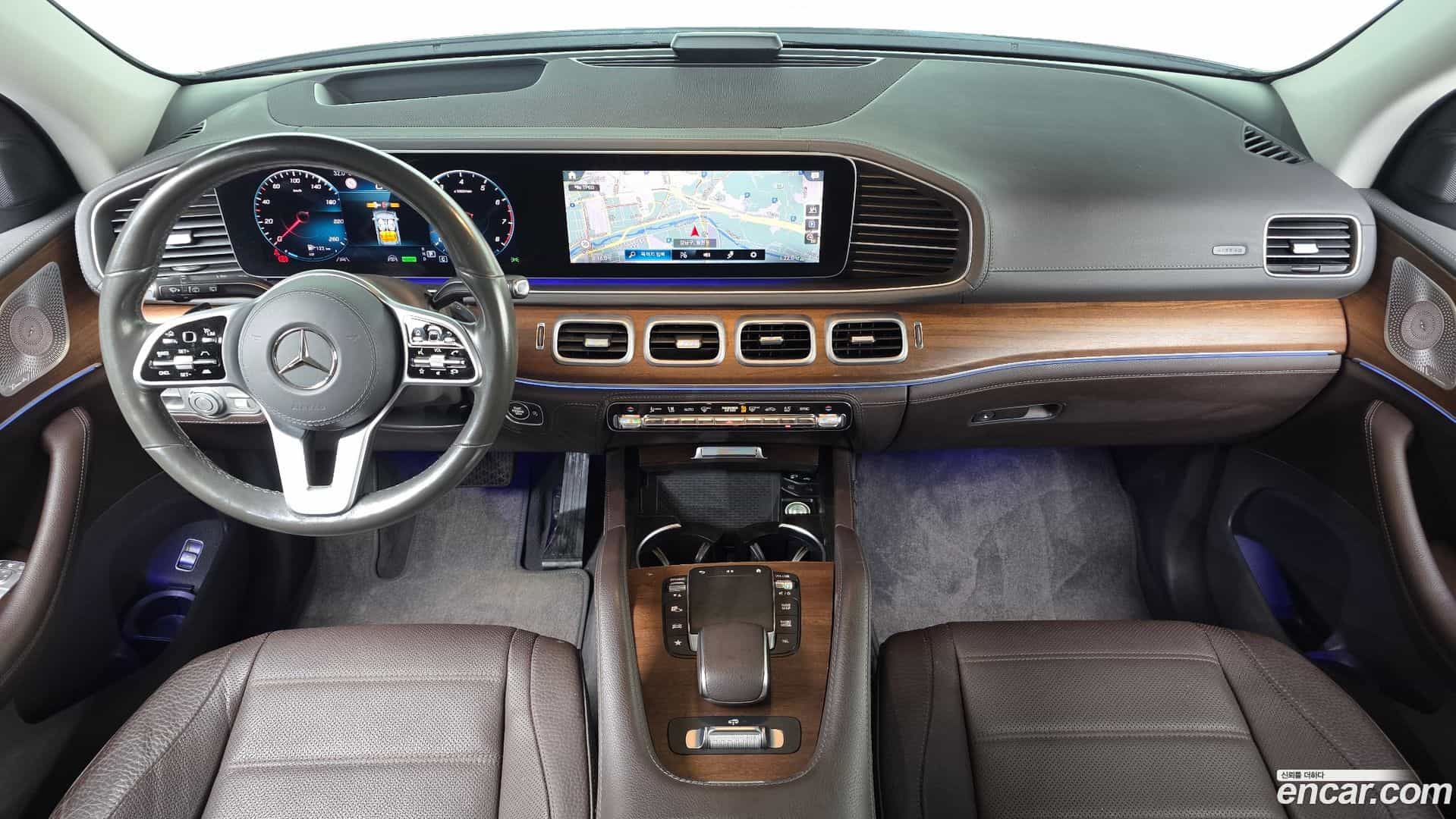 GLE-Class Mercedes-Benz 2020.6-INNER-007