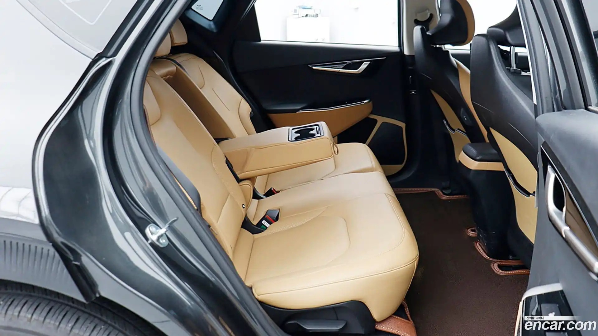 EV6 Kia 2023.9-INNER-008