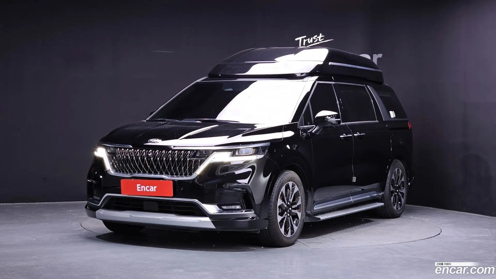 Main__Slider__Photo:Canival Kia 2021.0-0