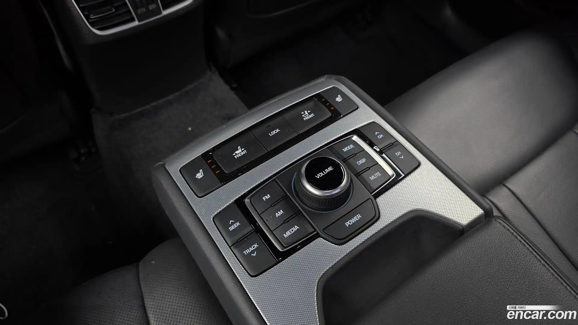 G80 Genesis 2018.2-OPTION-023