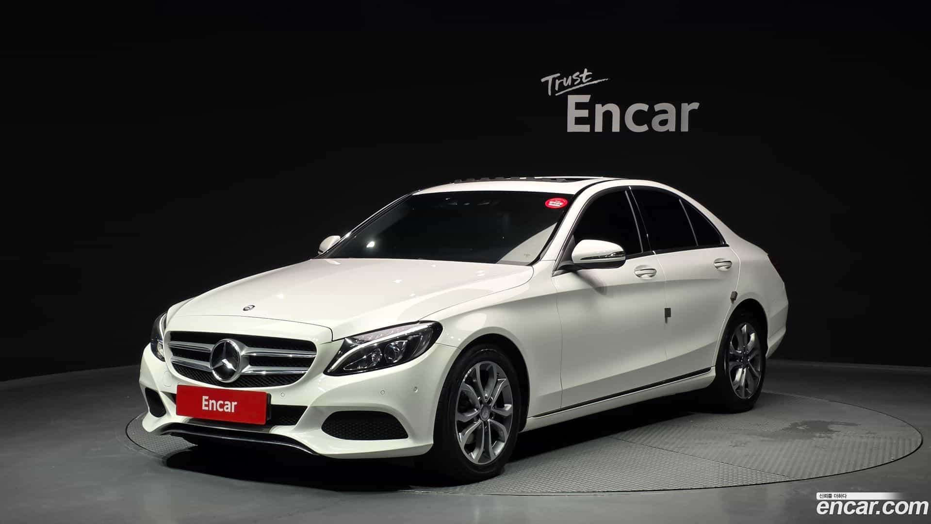 C-Class Mercedes-Benz 2017.1-OUTER-001