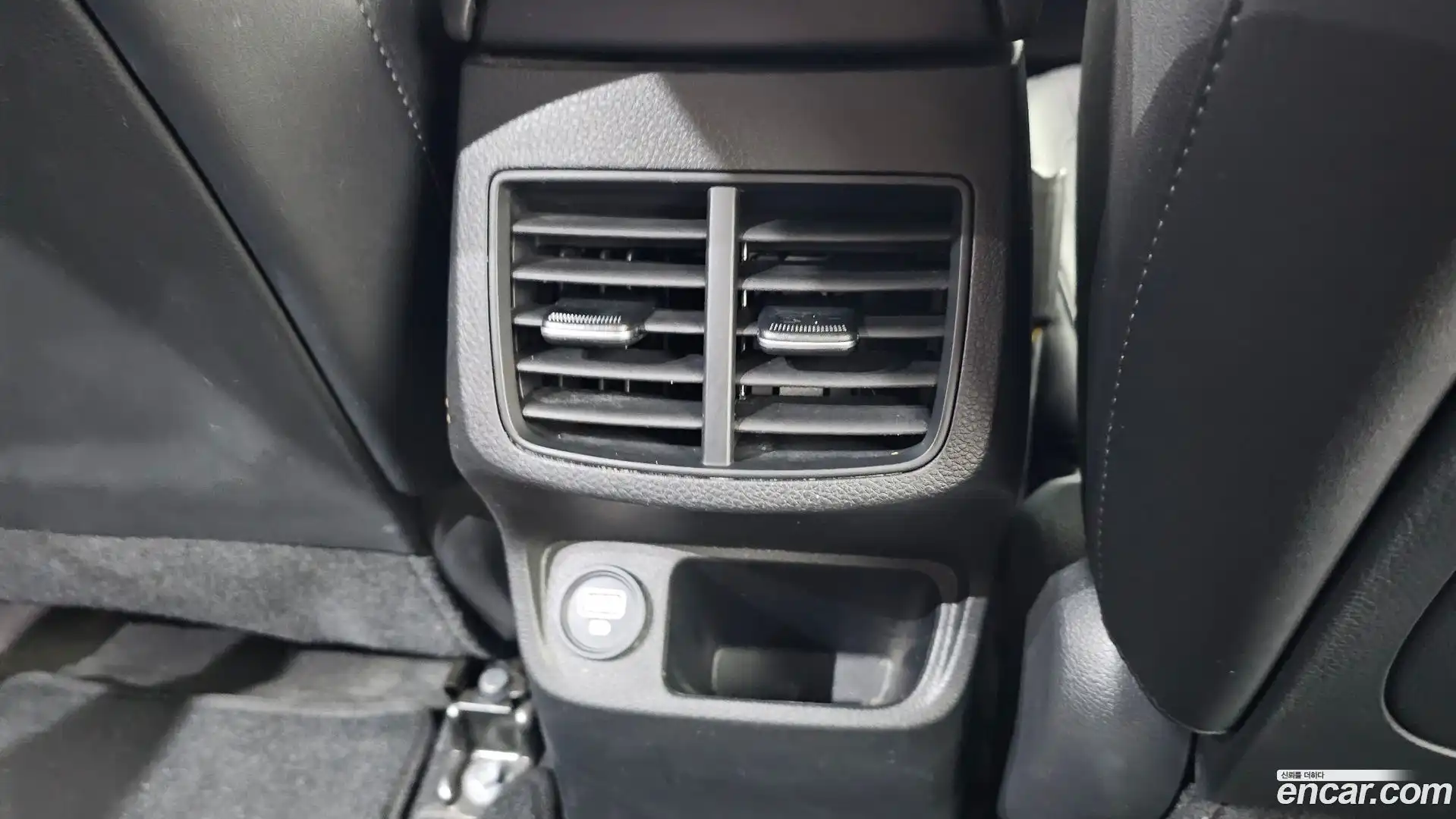 Seltos Kia 2019.8-OPTION-040