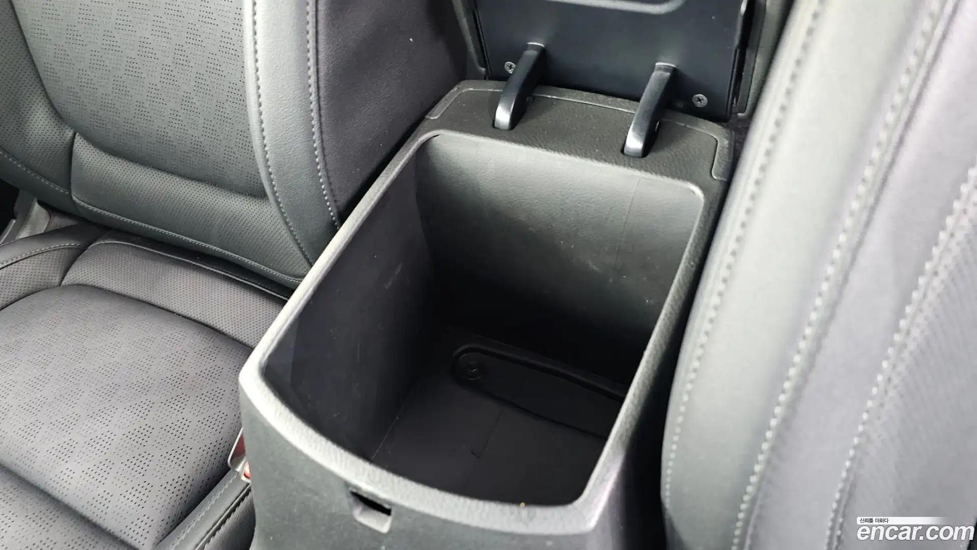 Seltos Kia 2019.8-OPTION-043