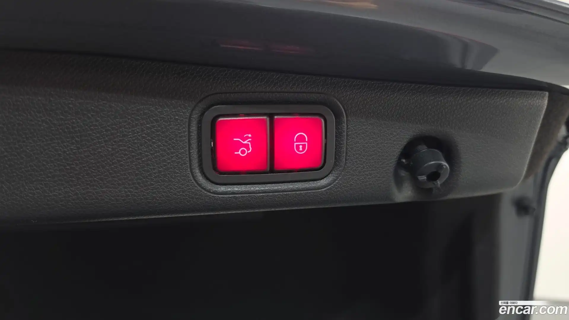 E-Class Mercedes-Benz 2022.1-OPTION-021